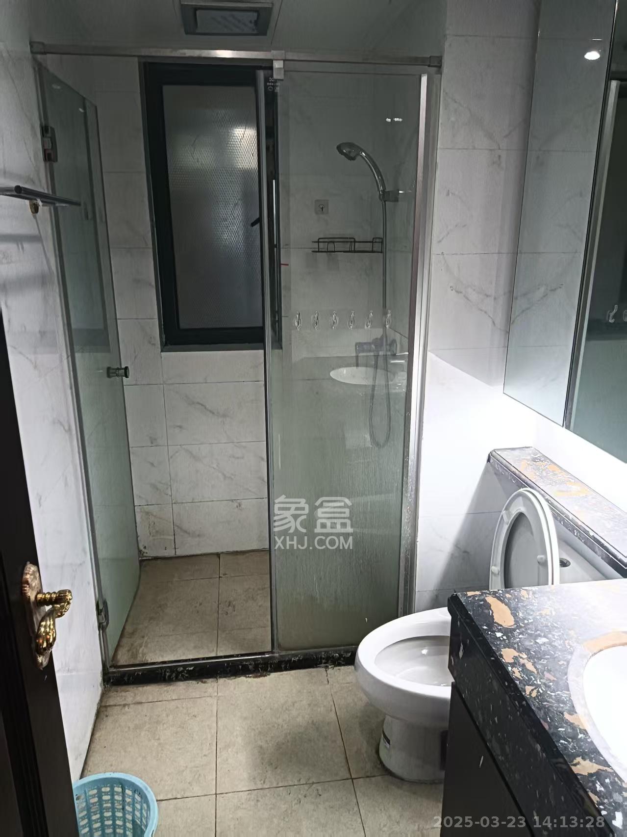 恒大雅苑  3室2厅1卫   2200.00元/月室内图