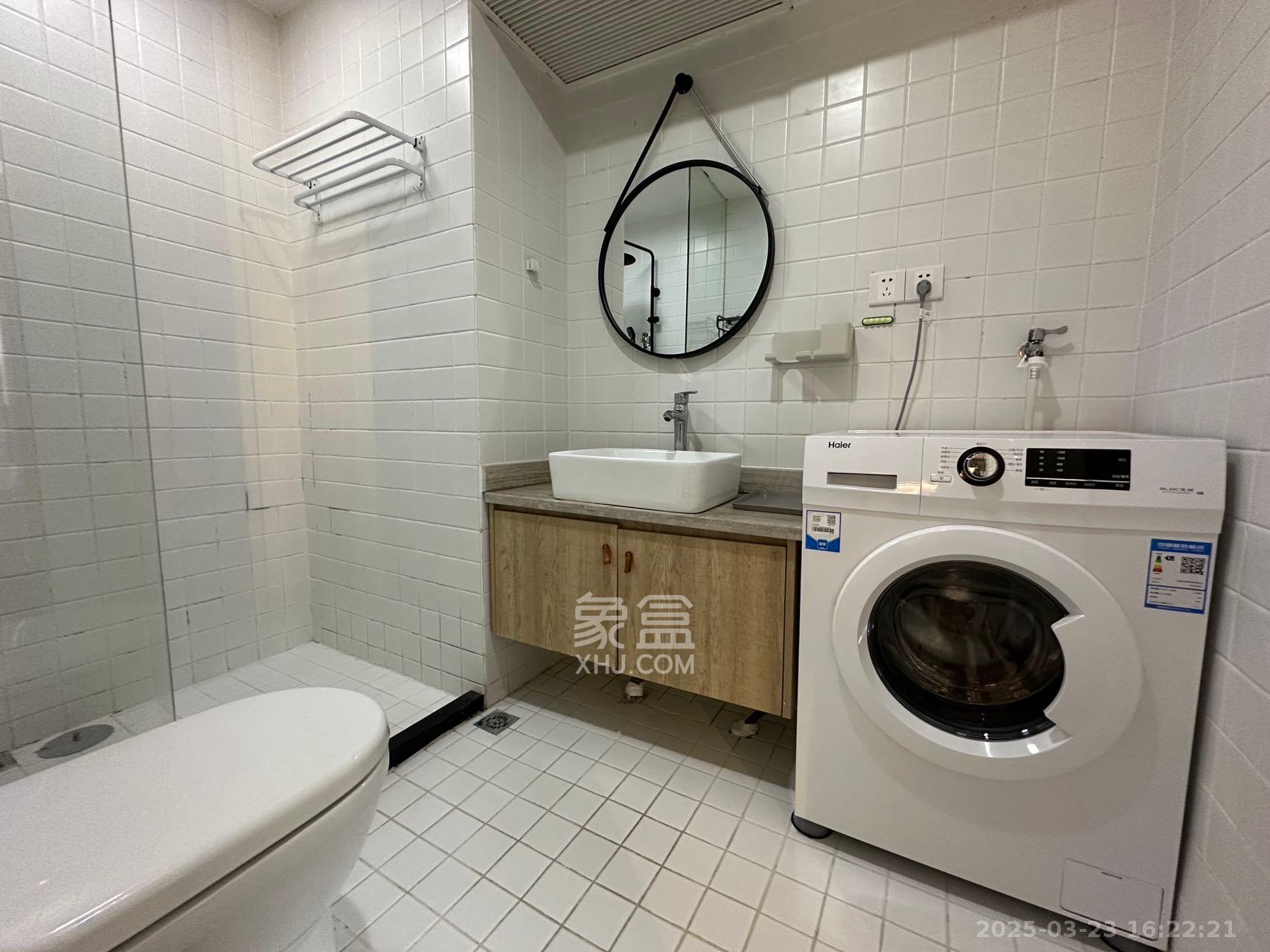 众东国际 1室0厅0卫 1800.0元/月 众东国际 1室0厅0卫 1800.0元/月室内图