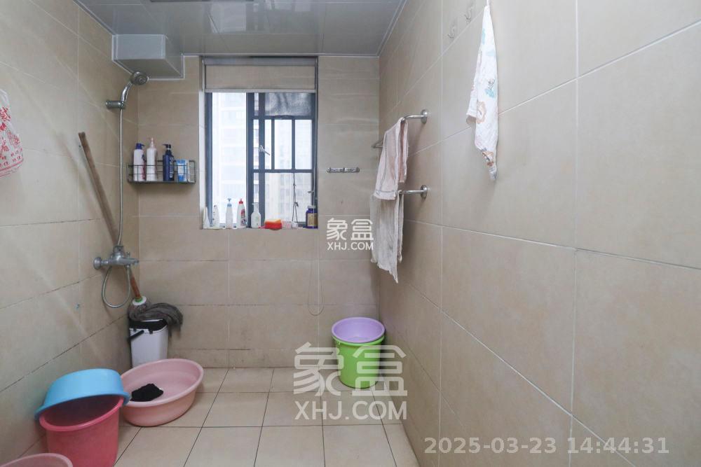 美林银谷  4室2厅2卫    4000.0元/月 美林银谷  4室2厅2卫    4000.0元/月室内图