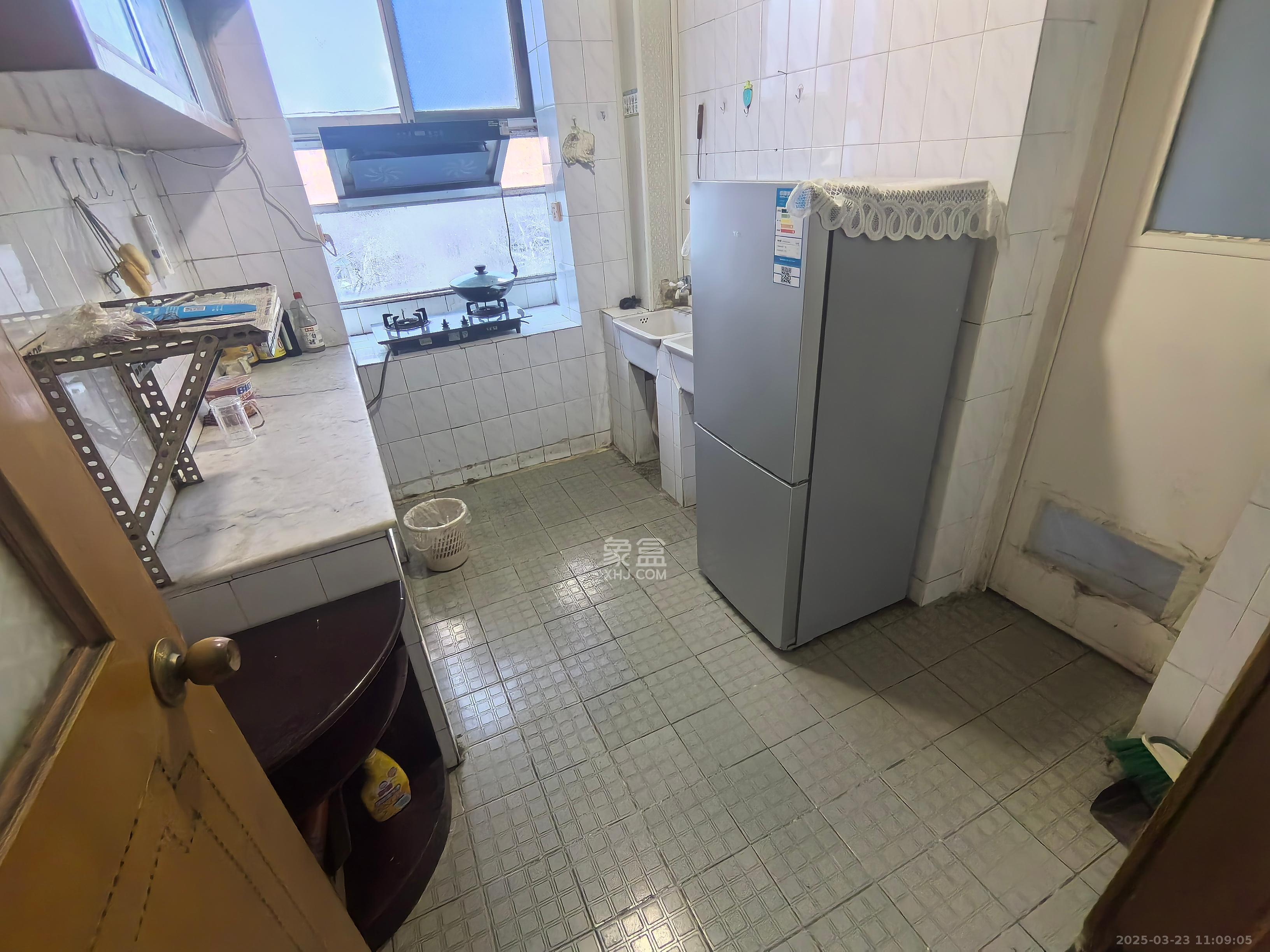 东瓜山二村 3室1厅1卫 1500.0元/月 东瓜山二村 3室1厅1卫 1500.0元/月室内图