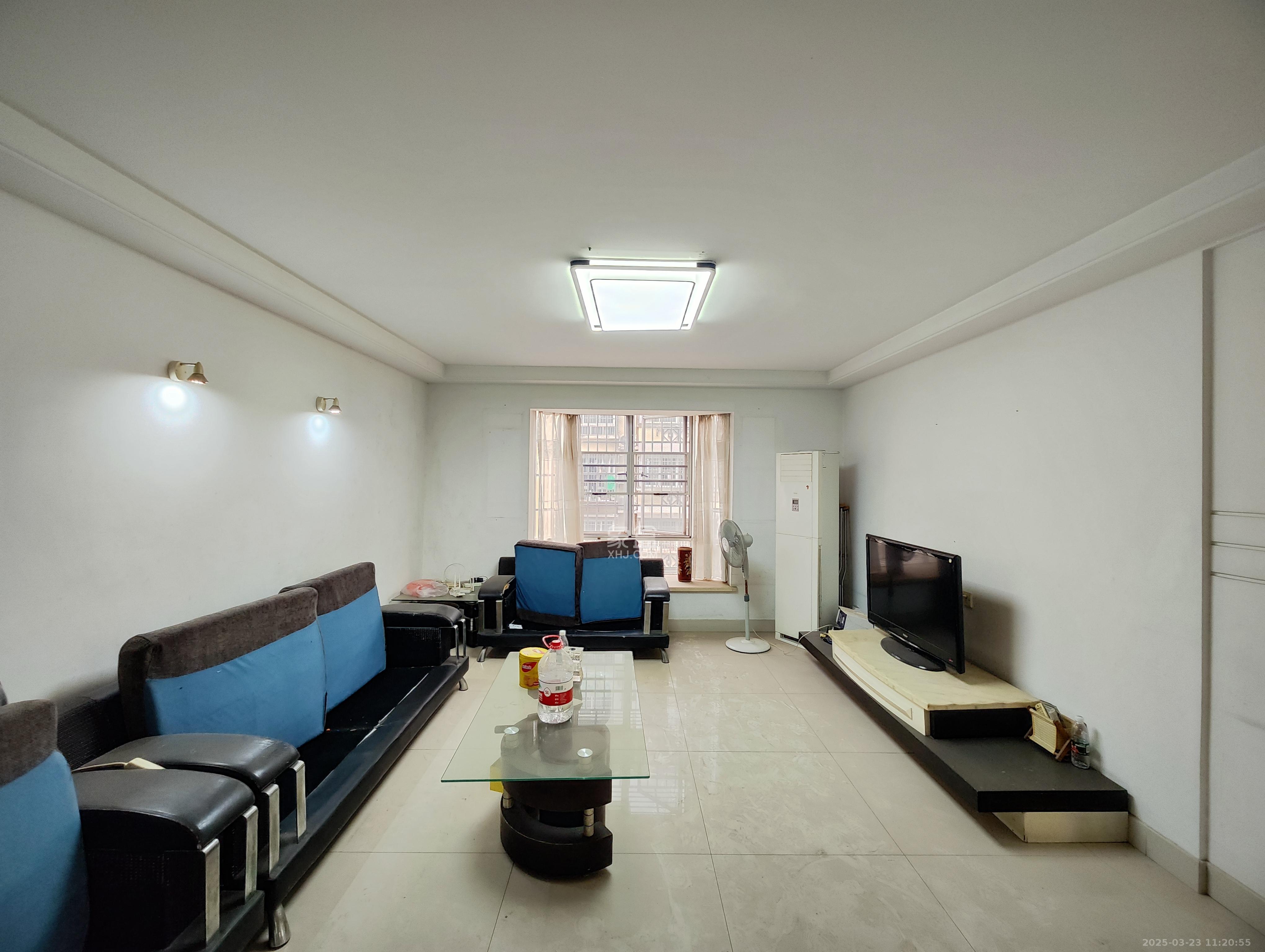 咸嘉新村西子园  3室2厅2卫    2400.0元/月 咸嘉新村西子园  3室2厅2卫    2400.0元/月