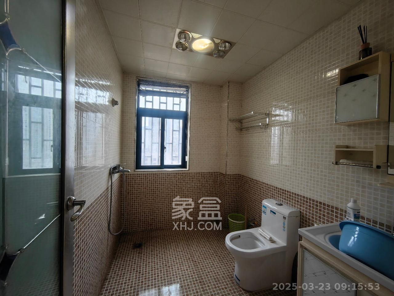 五矿尊城  3室2厅1卫    1800.0元/月 五矿尊城  3室2厅1卫    1800.0元/月室内图