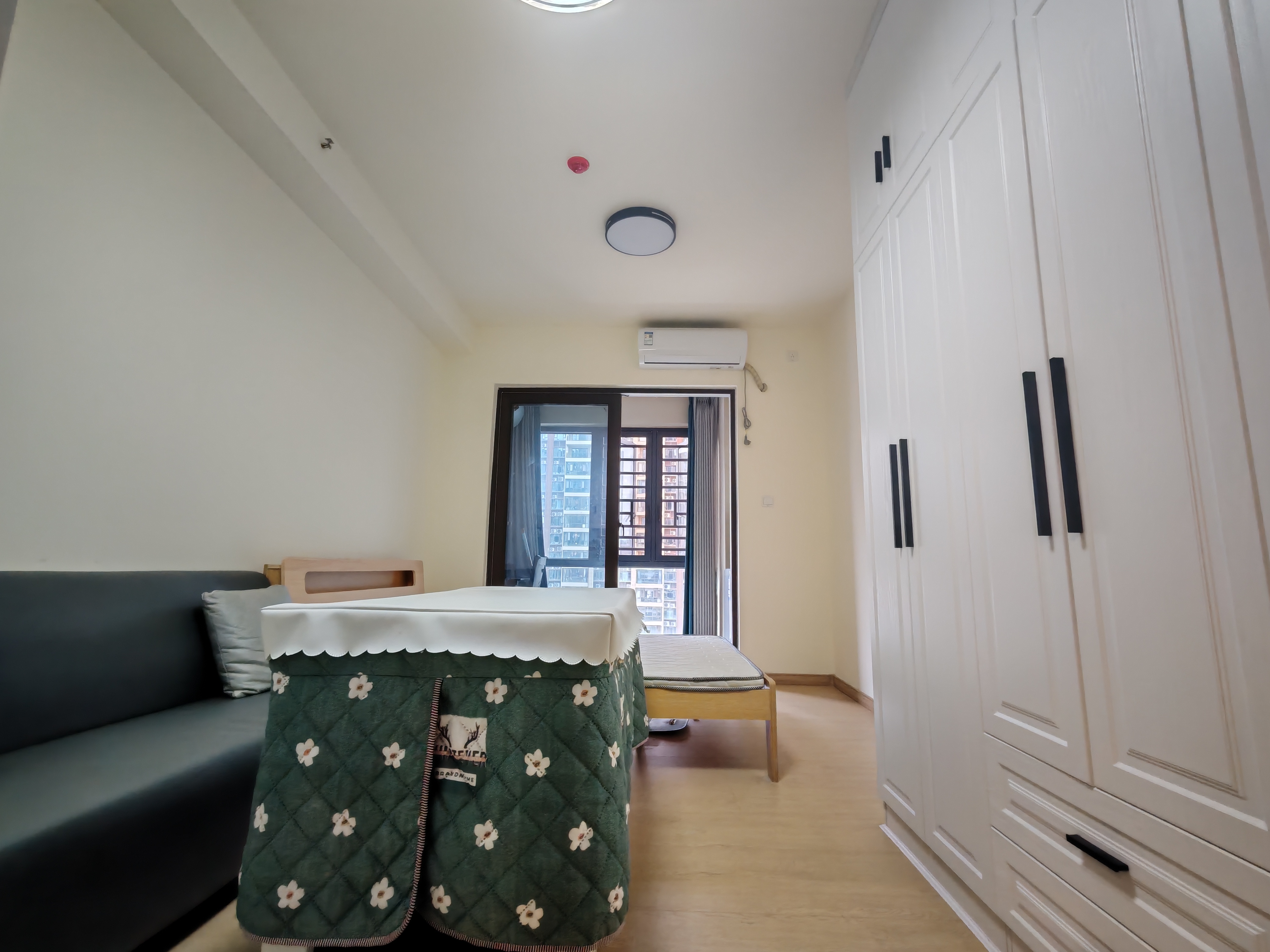 碧桂园翘楚棠 1室1厅1卫 900.0元/月 碧桂园翘楚棠 1室1厅1卫 900.0元/月室内图