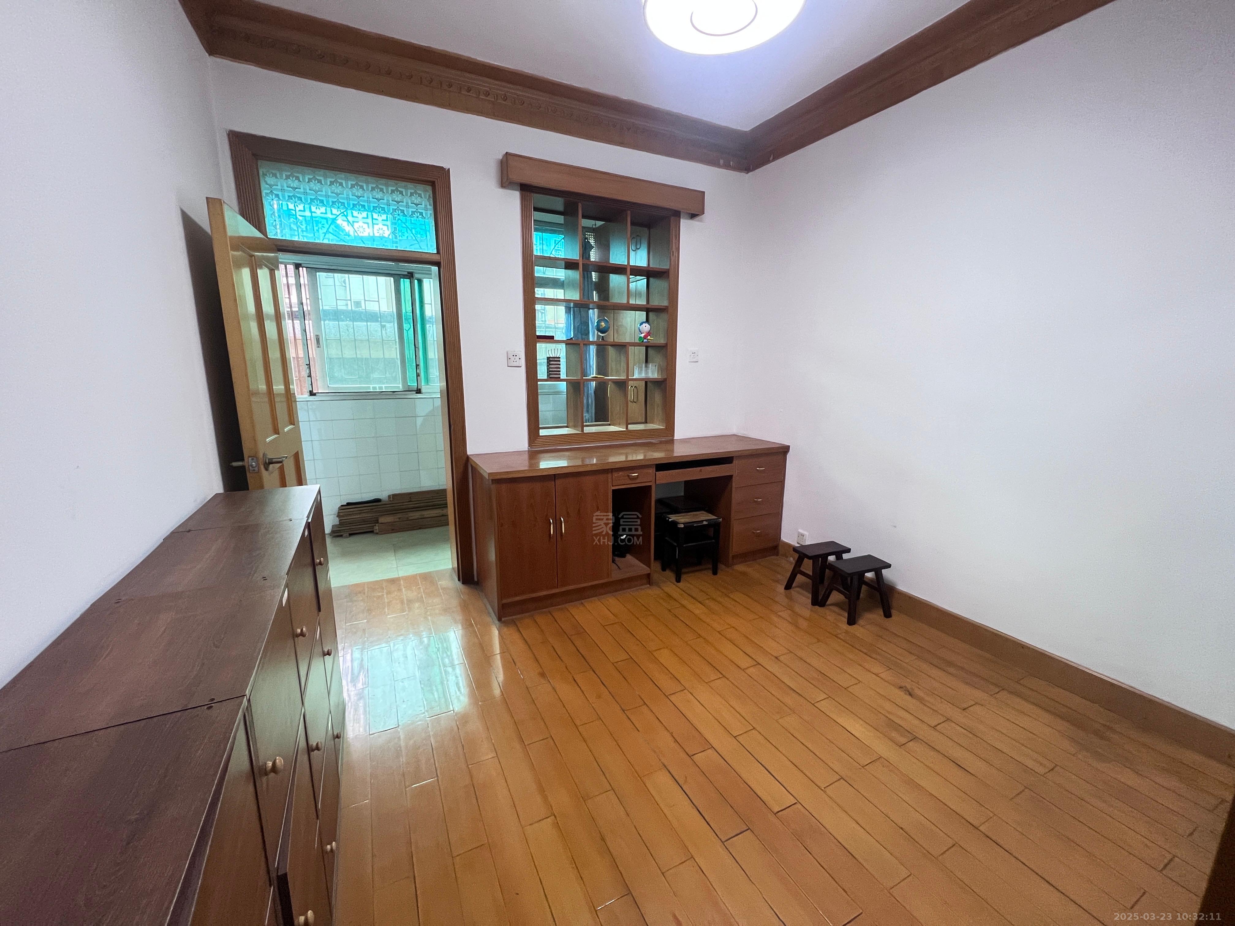 湾塘巷 3室2厅1卫 800.0元/月 湾塘巷 3室2厅1卫 800.0元/月室内图