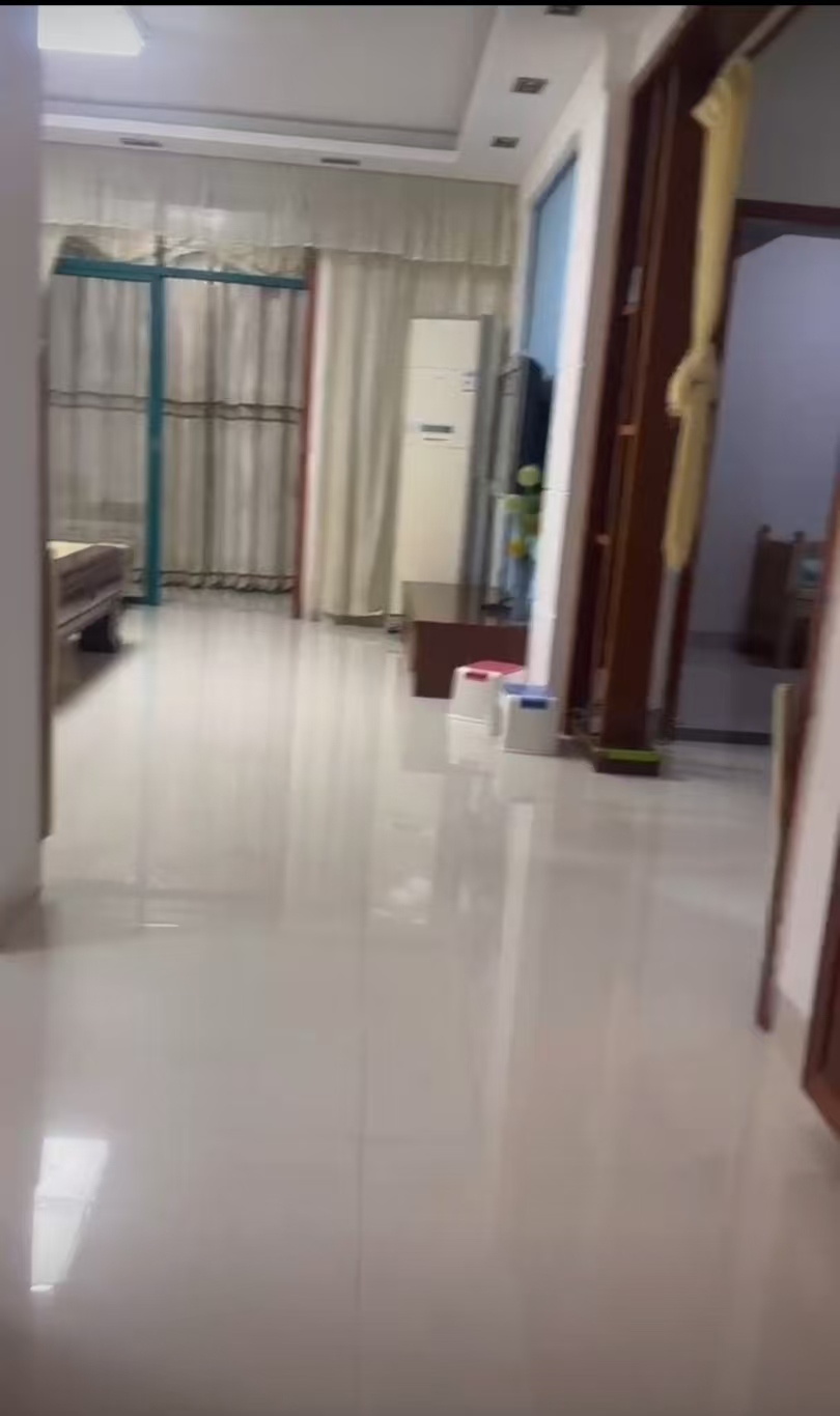 东江丽景  1室0厅0卫    1500.0元/月 东江丽景  1室0厅0卫    1500.0元/月室内图