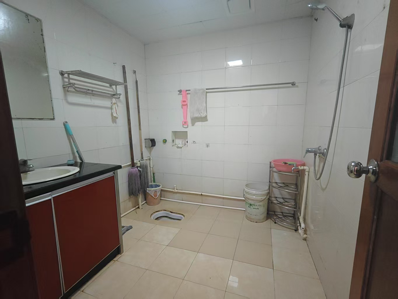 兴旺小区  3室2厅1卫   1000.00元/月室内图