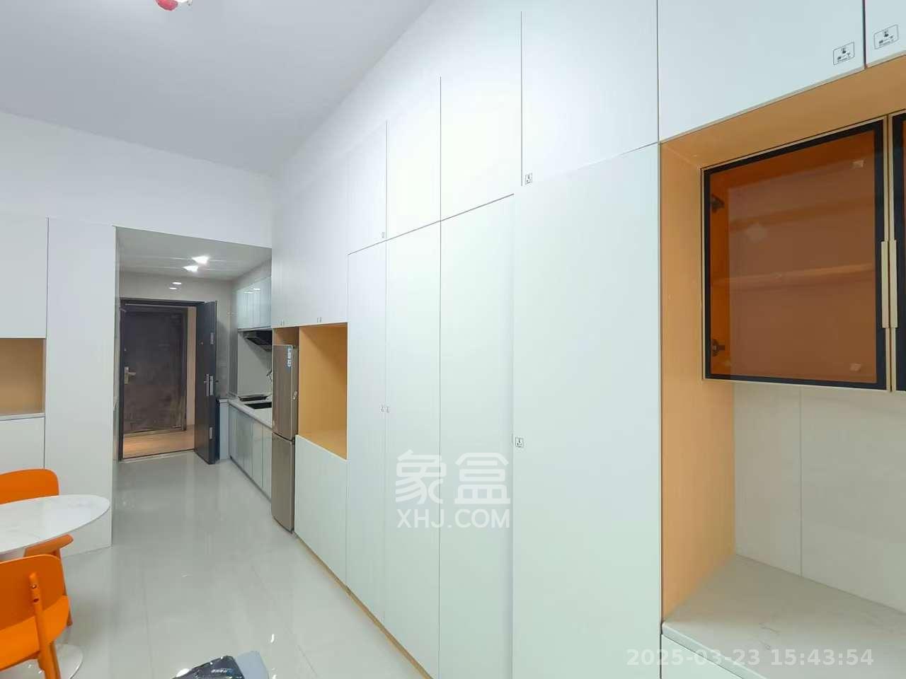 臻园  1室1厅1卫   1350.00元/月室内图