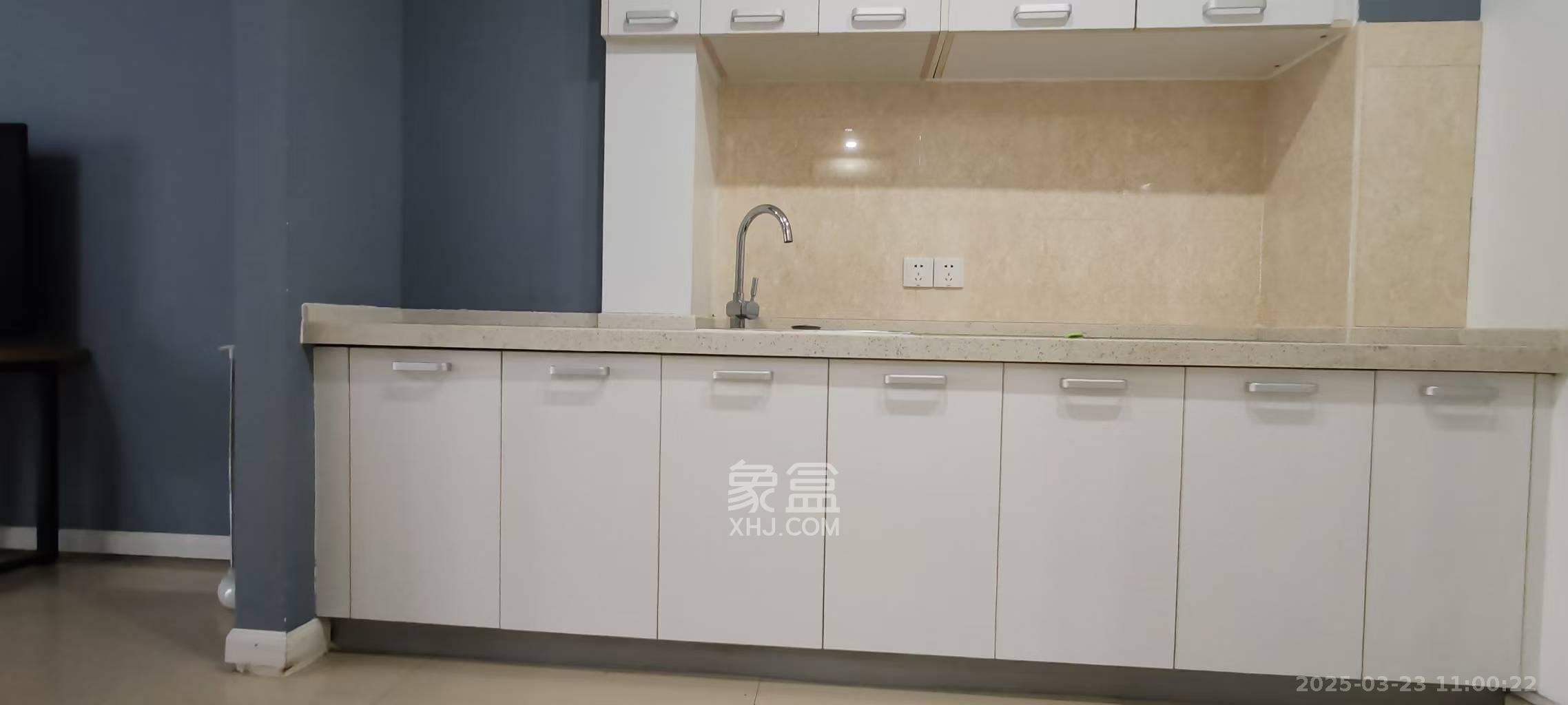 九峰远见  1室1厅1卫   1500.00元/月室内图