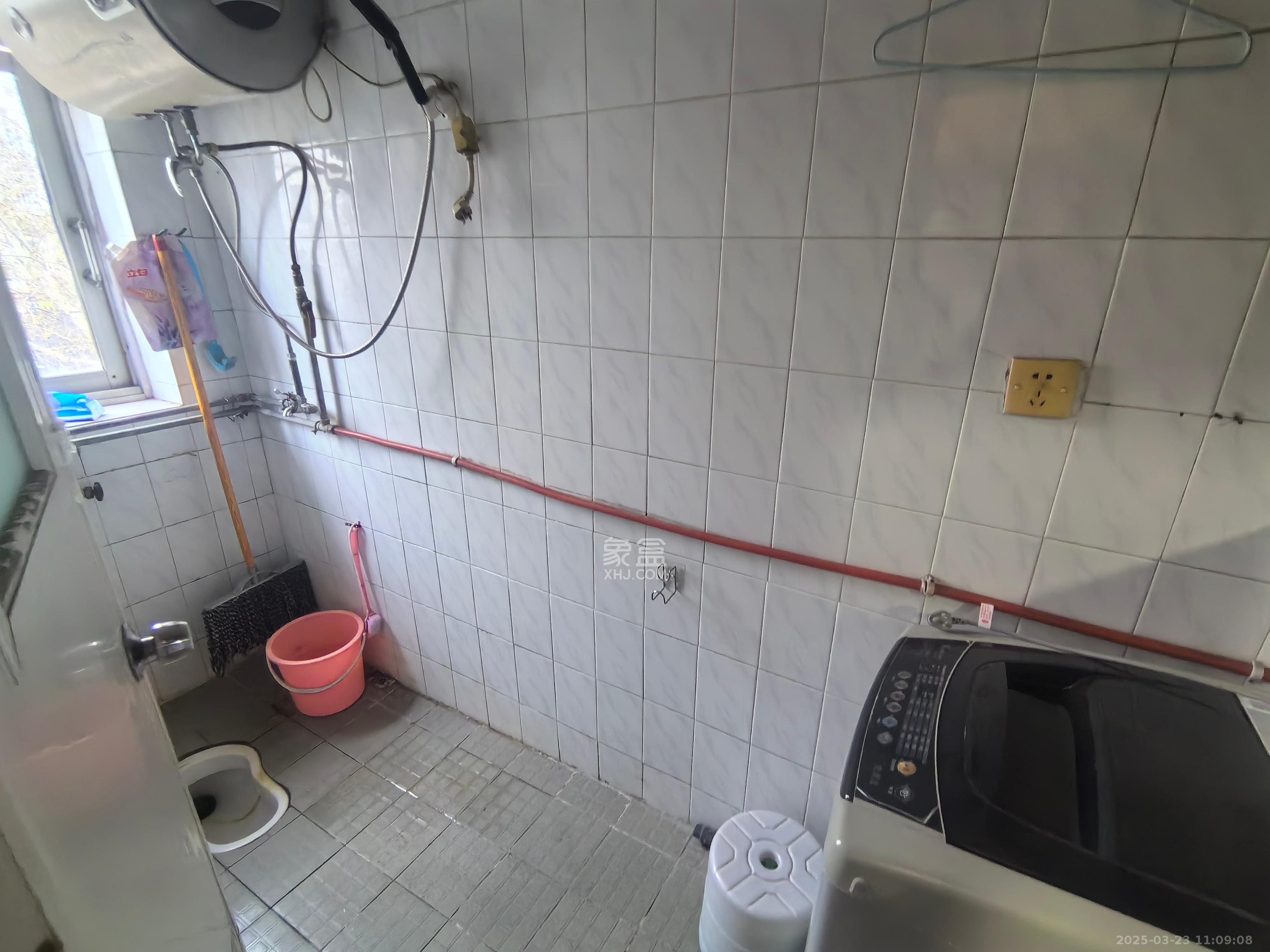 东瓜山二村 3室1厅1卫 1500.0元/月 东瓜山二村 3室1厅1卫 1500.0元/月室内图