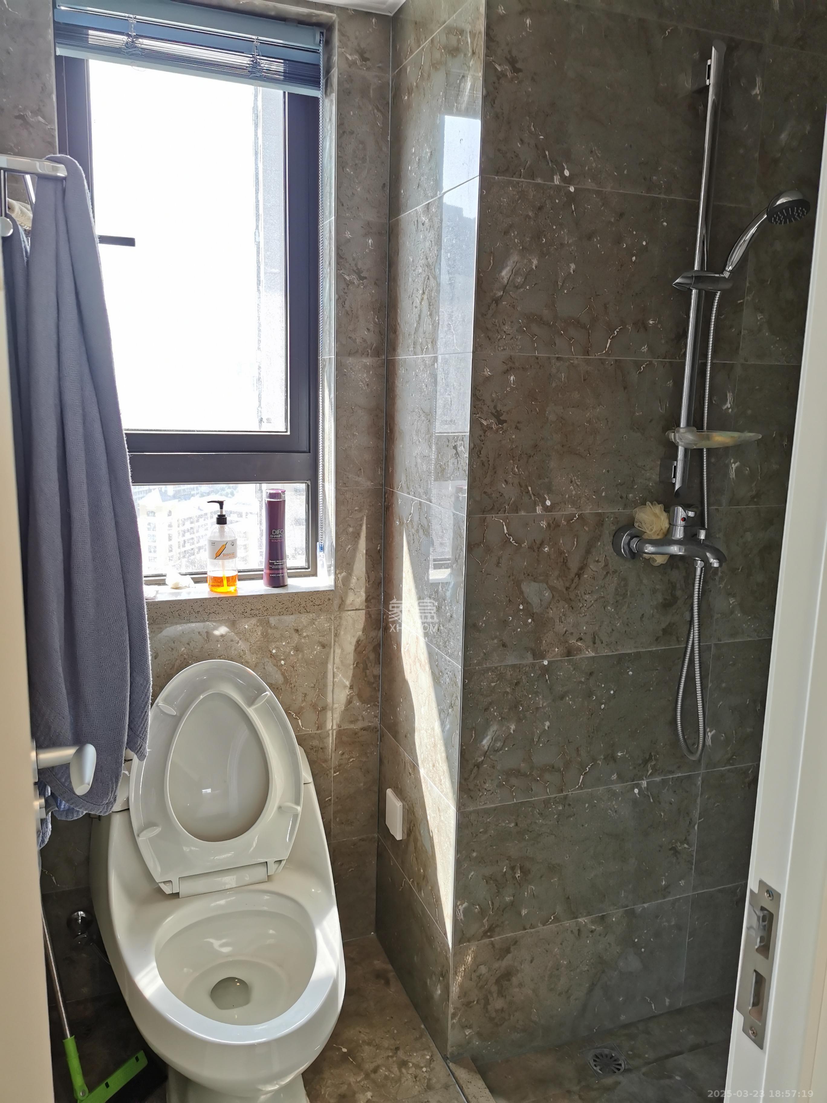 万科金域蓝湾 4室2厅2卫 4000.0元/月 万科金域蓝湾 4室2厅2卫 4000.0元/月室内图