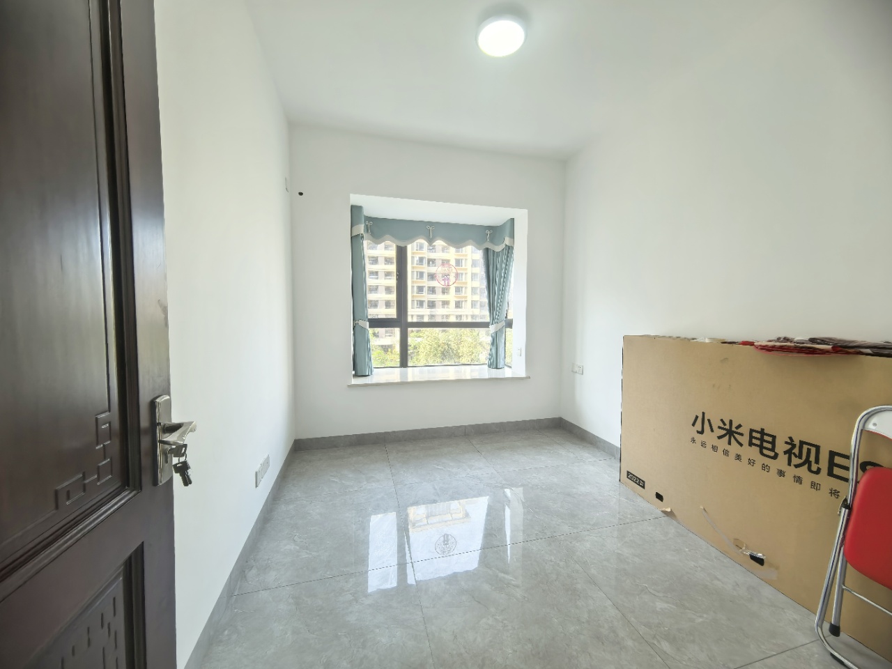 伊泰天骄二期  3室2厅2卫   2200.00元/月室内图