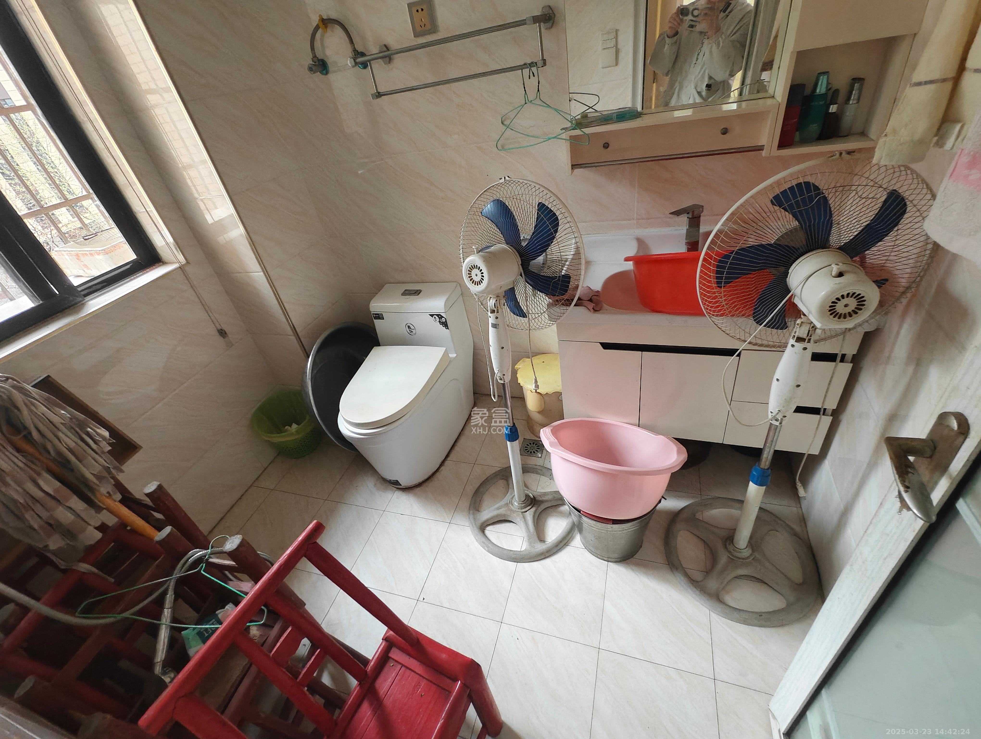 联丰苑  1室0厅0卫   2000.00元/月室内图