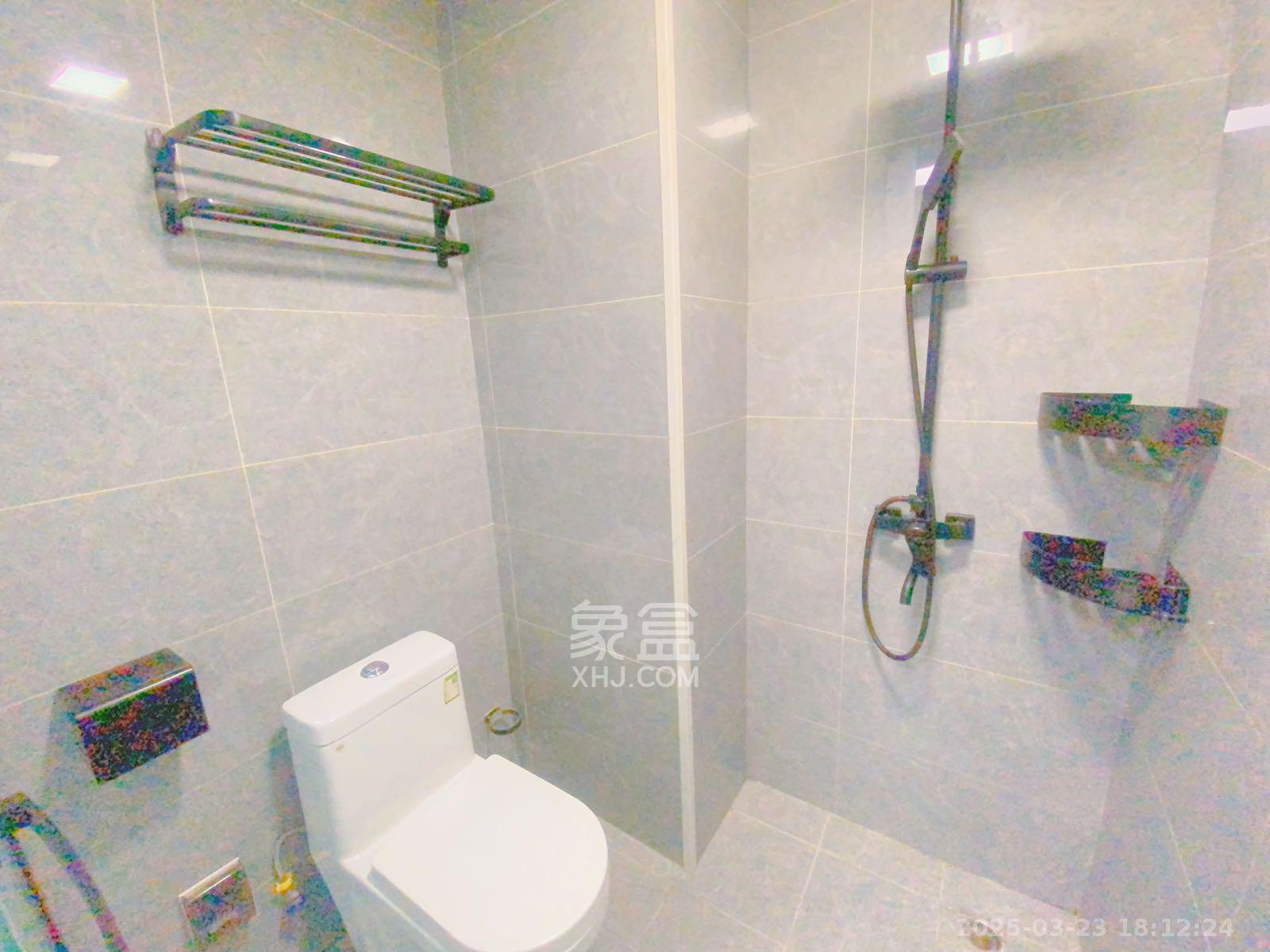 天心白沙里  2室2厅1卫   3400.00元/月室内图