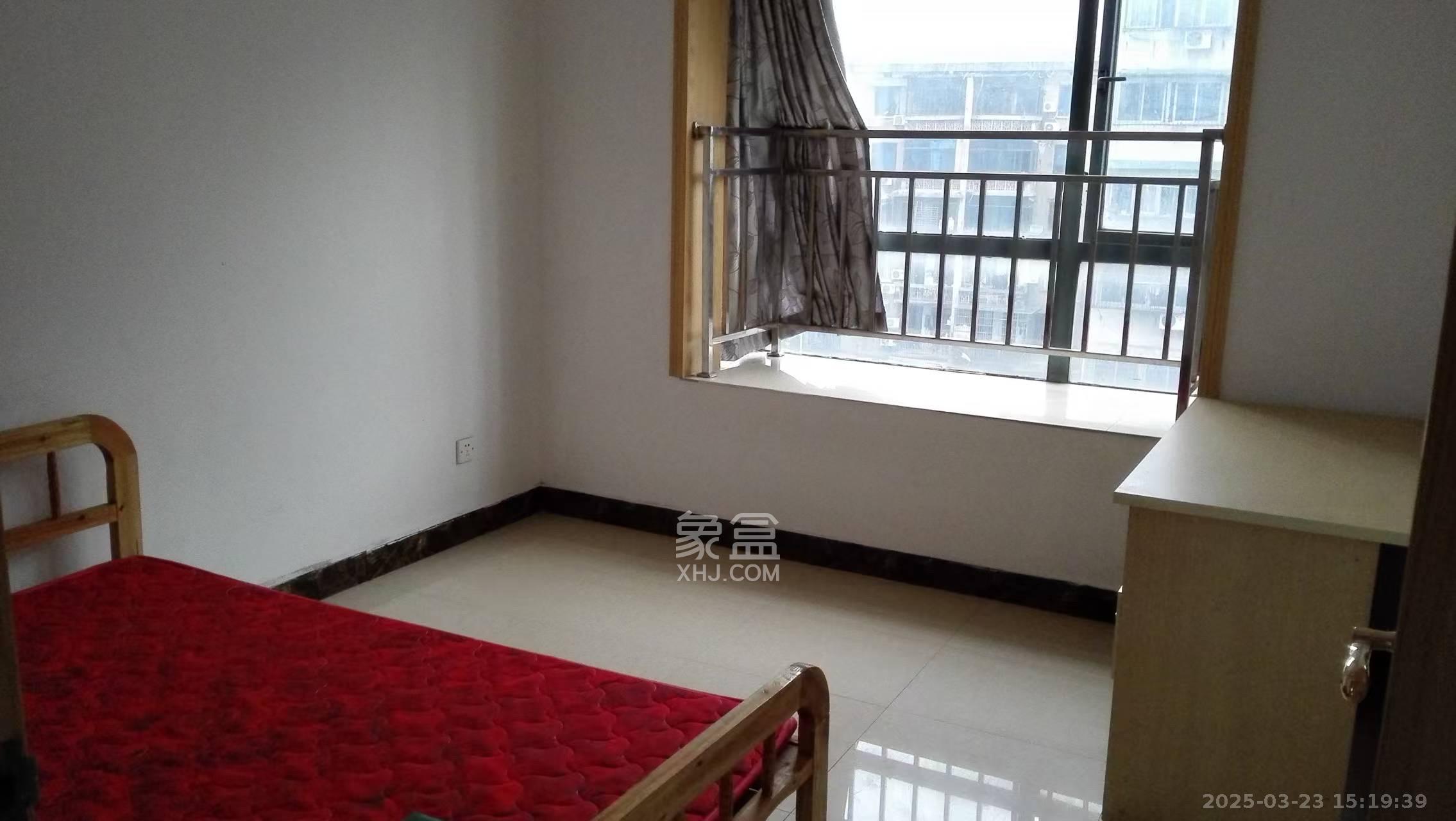 君庭金福苑 2室2厅1卫 2700.0元/月 君庭金福苑 2室2厅1卫 2700.0元/月室内图