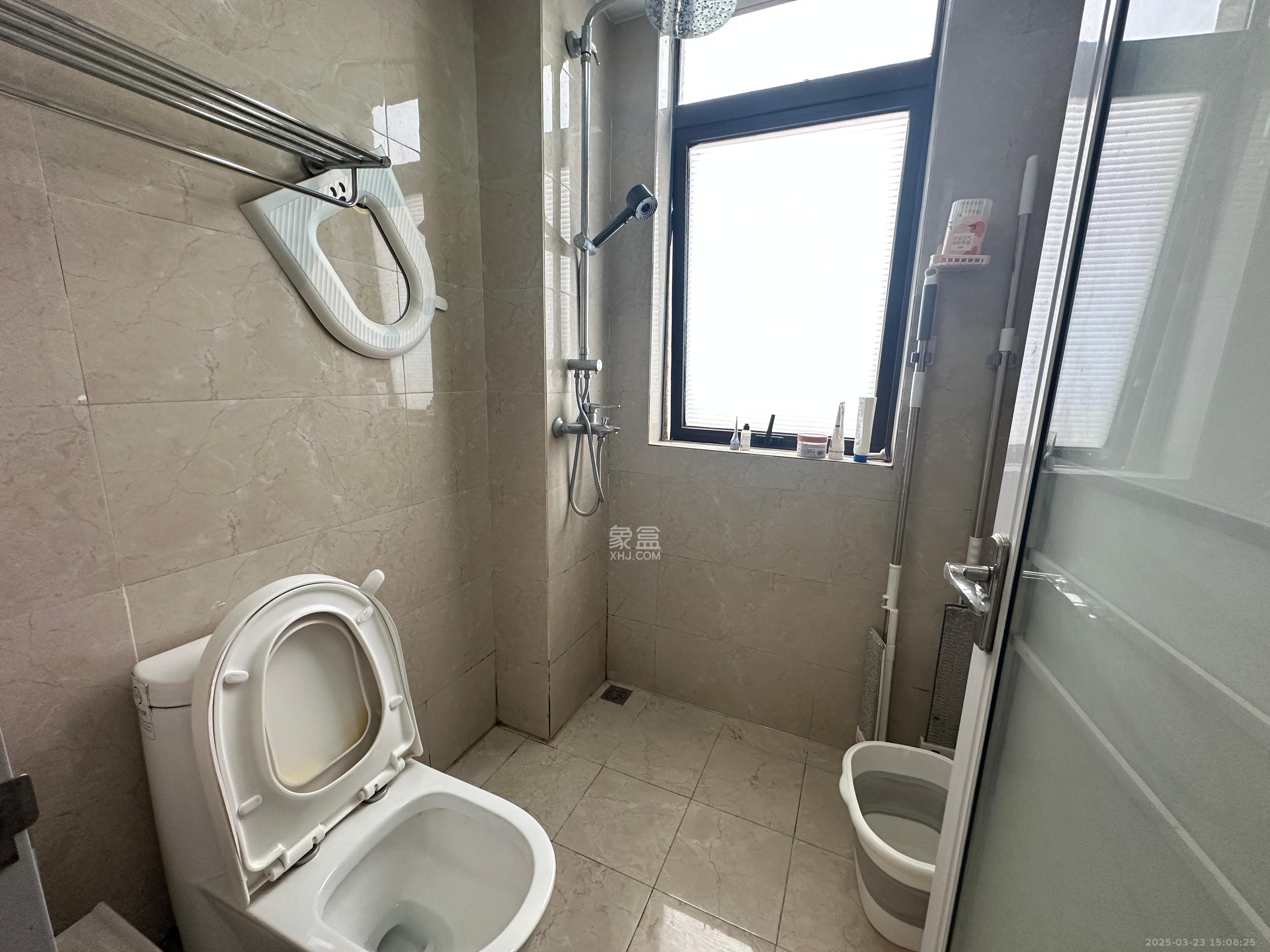 中建信和城 1室1厅1卫 2100.0元/月 中建信和城 1室1厅1卫 2100.0元/月室内图