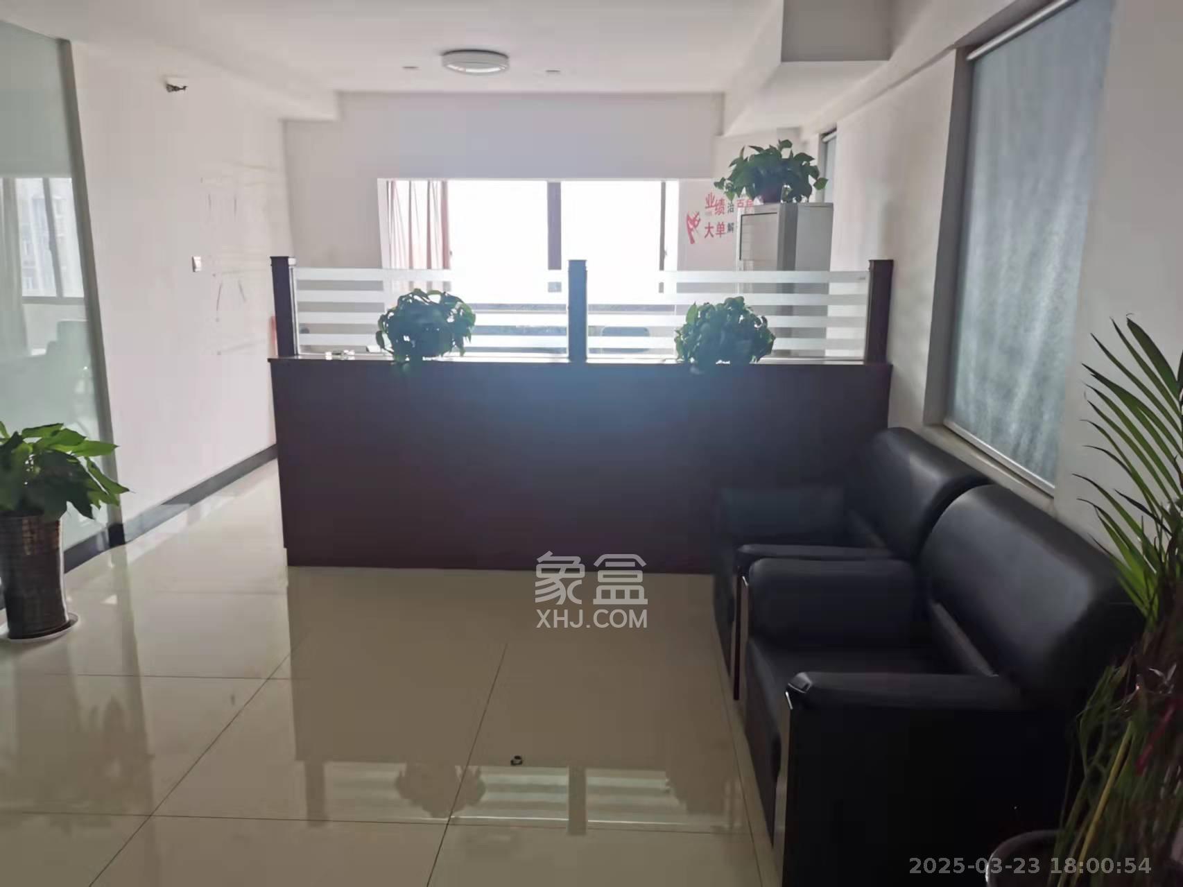 兰卡威国际 1室1厅1卫 1600.0元/月 兰卡威国际 1室1厅1卫 1600.0元/月室内图