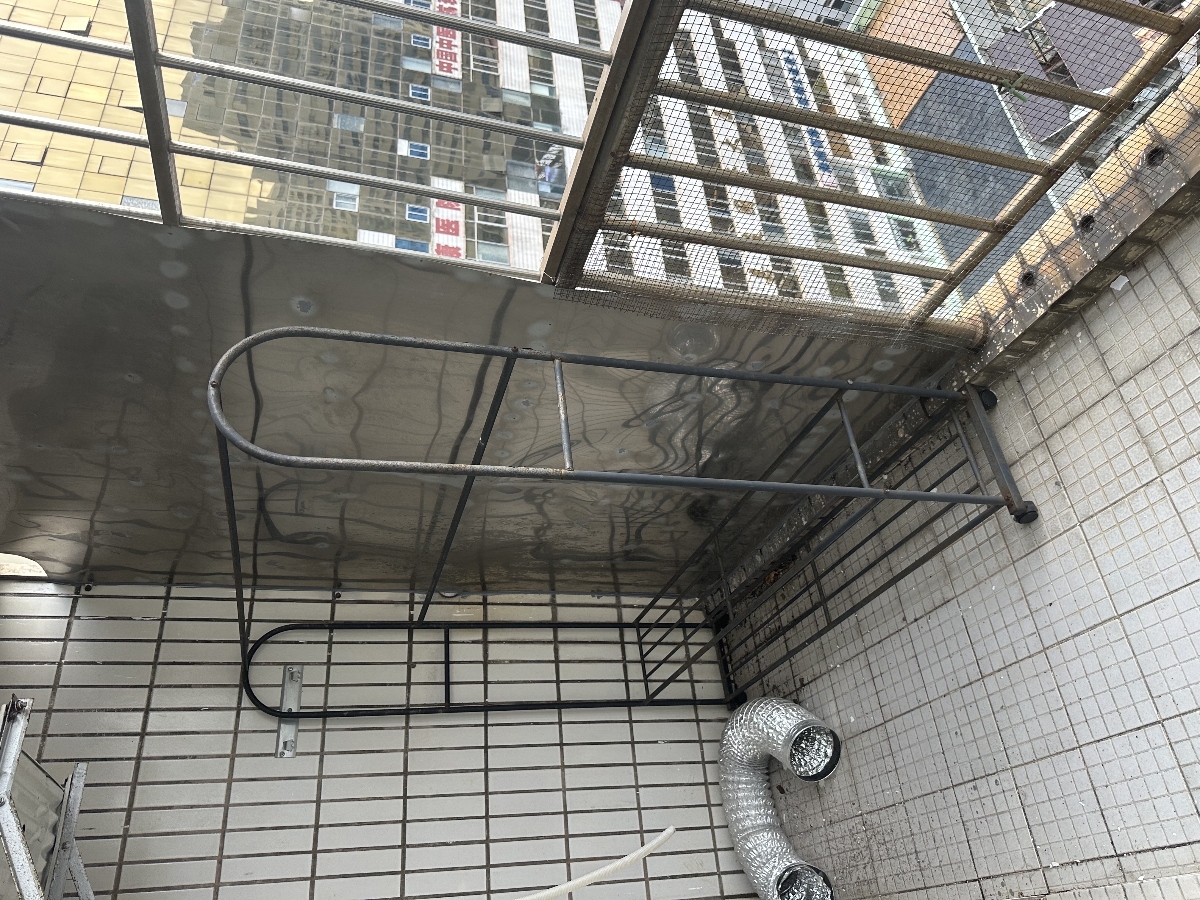 九都大厦 4室2厅2卫 130.0万 九都大厦 4室2厅2卫 130.0万室内图