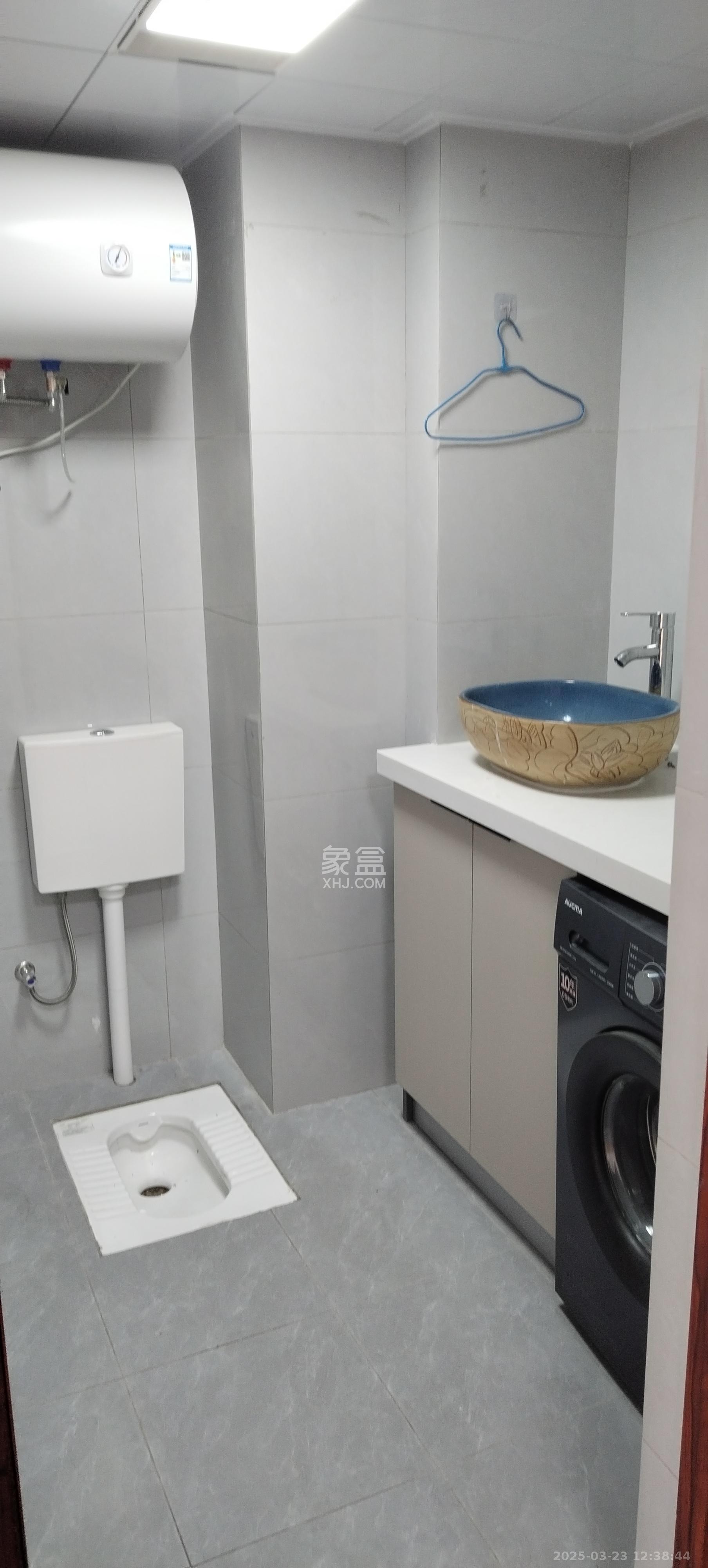 五峰国际 1室0厅1卫 1300.0元/月 五峰国际 1室0厅1卫 1300.0元/月室内图