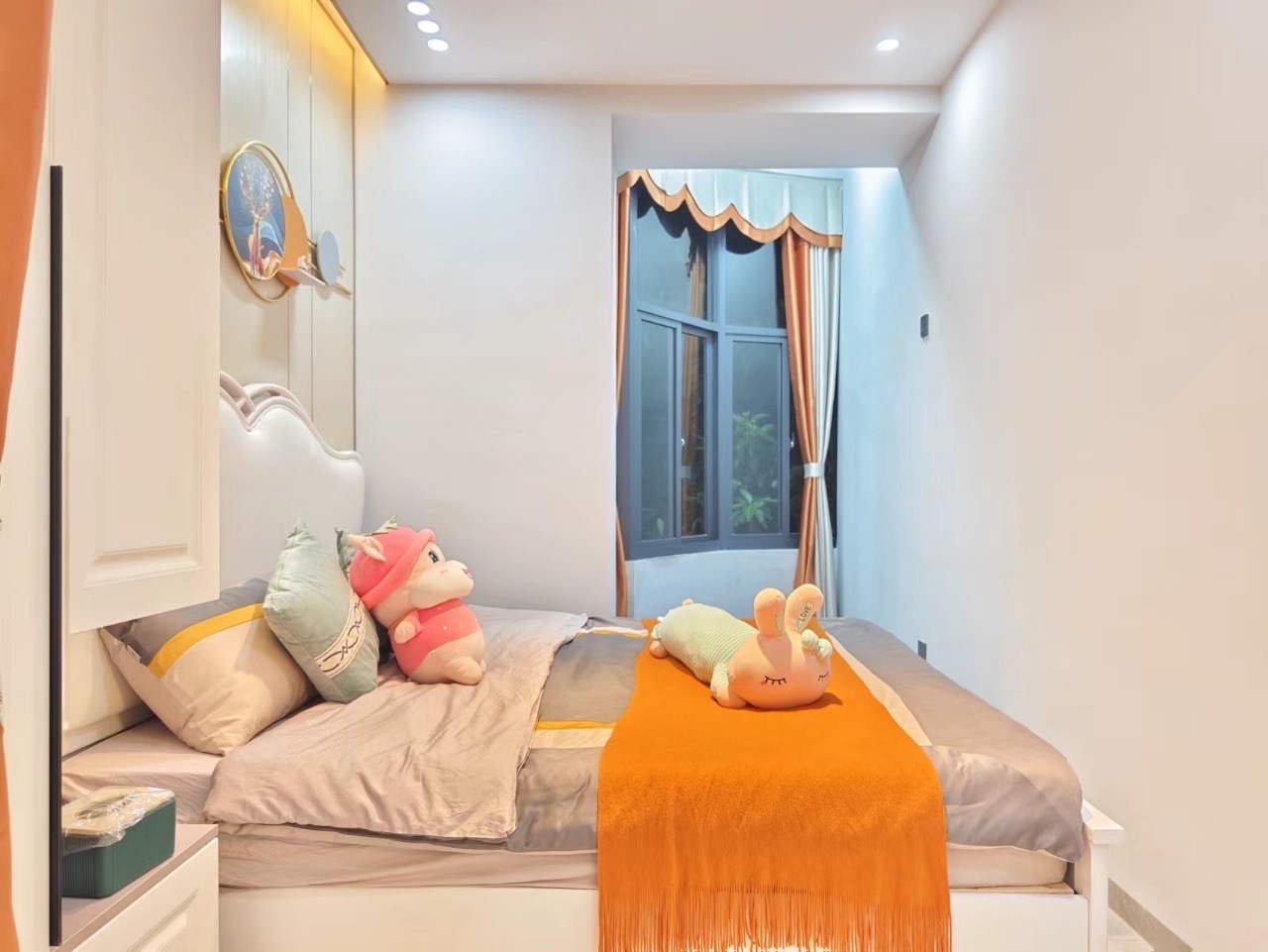 鸿昌盛大厦 3室2厅1卫 95.8万 鸿昌盛大厦 3室2厅1卫 95.8万客厅