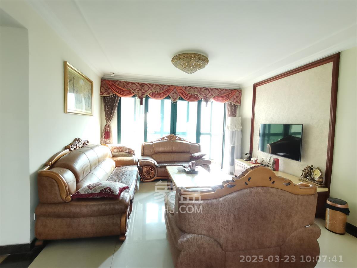 恒大城  4室2厅1卫    3000.0元/月 恒大城  4室2厅1卫    3000.0元/月