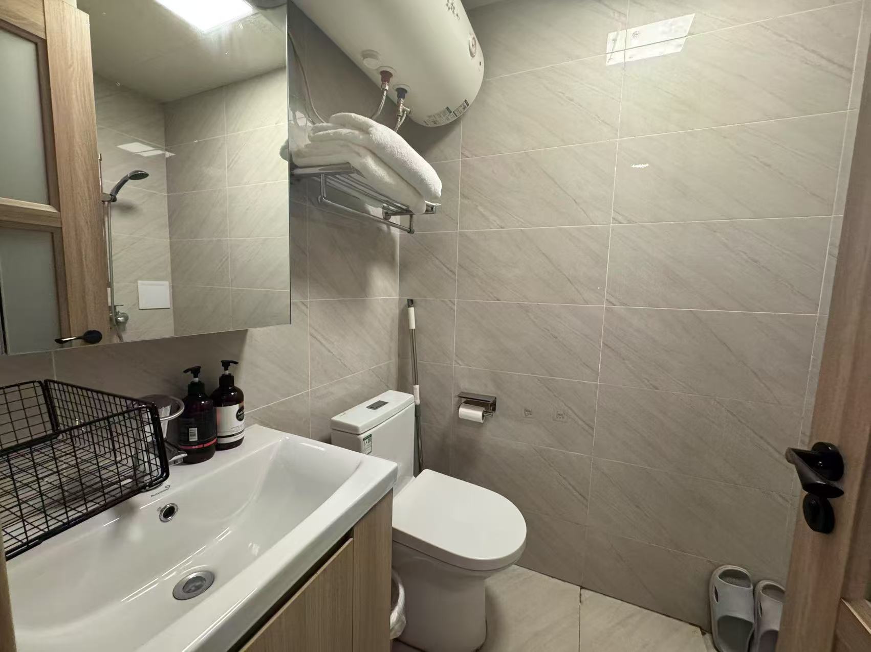 碧桂园衡州盛世 1室0厅0卫 1300.0元/月 碧桂园衡州盛世 1室0厅0卫 1300.0元/月室内图