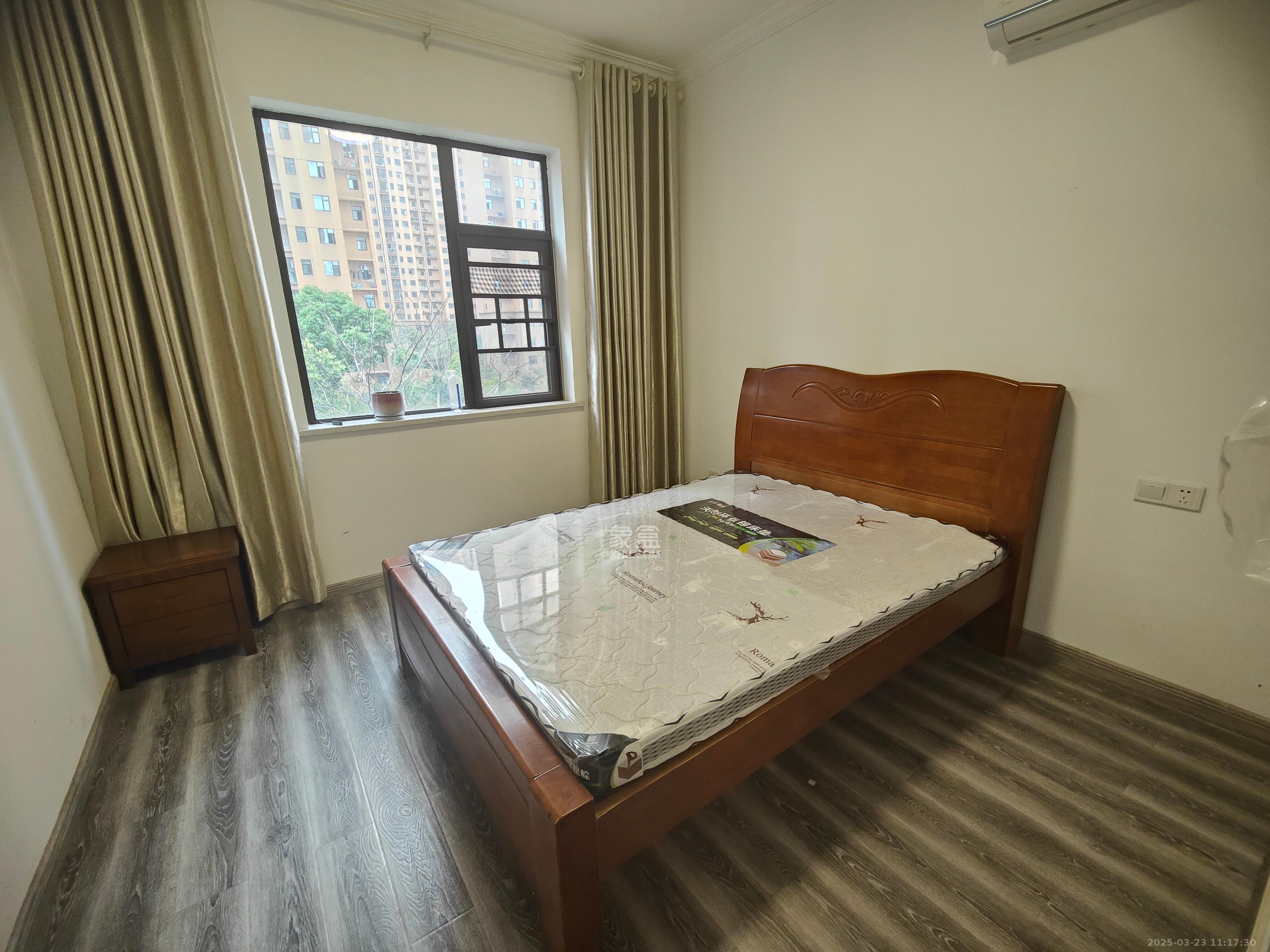 德润小区(丰升德润小区) 2室2厅1卫 2600.0元/月 德润小区(丰升德润小区) 2室2厅1卫 2600.0元/月室内图