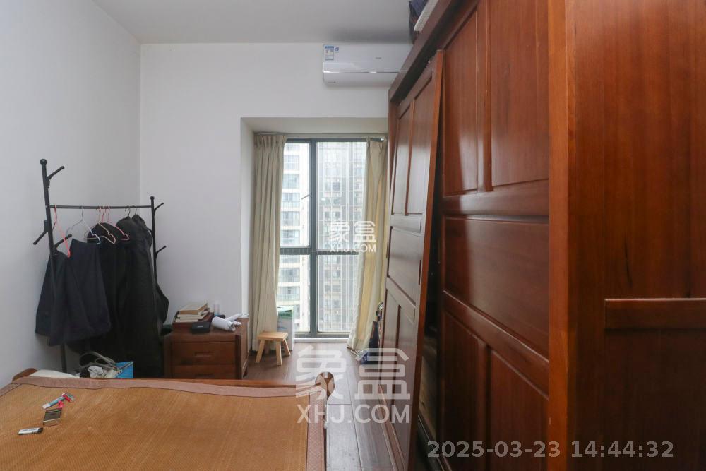 美林银谷  4室2厅2卫    4000.0元/月 美林银谷  4室2厅2卫    4000.0元/月室内图