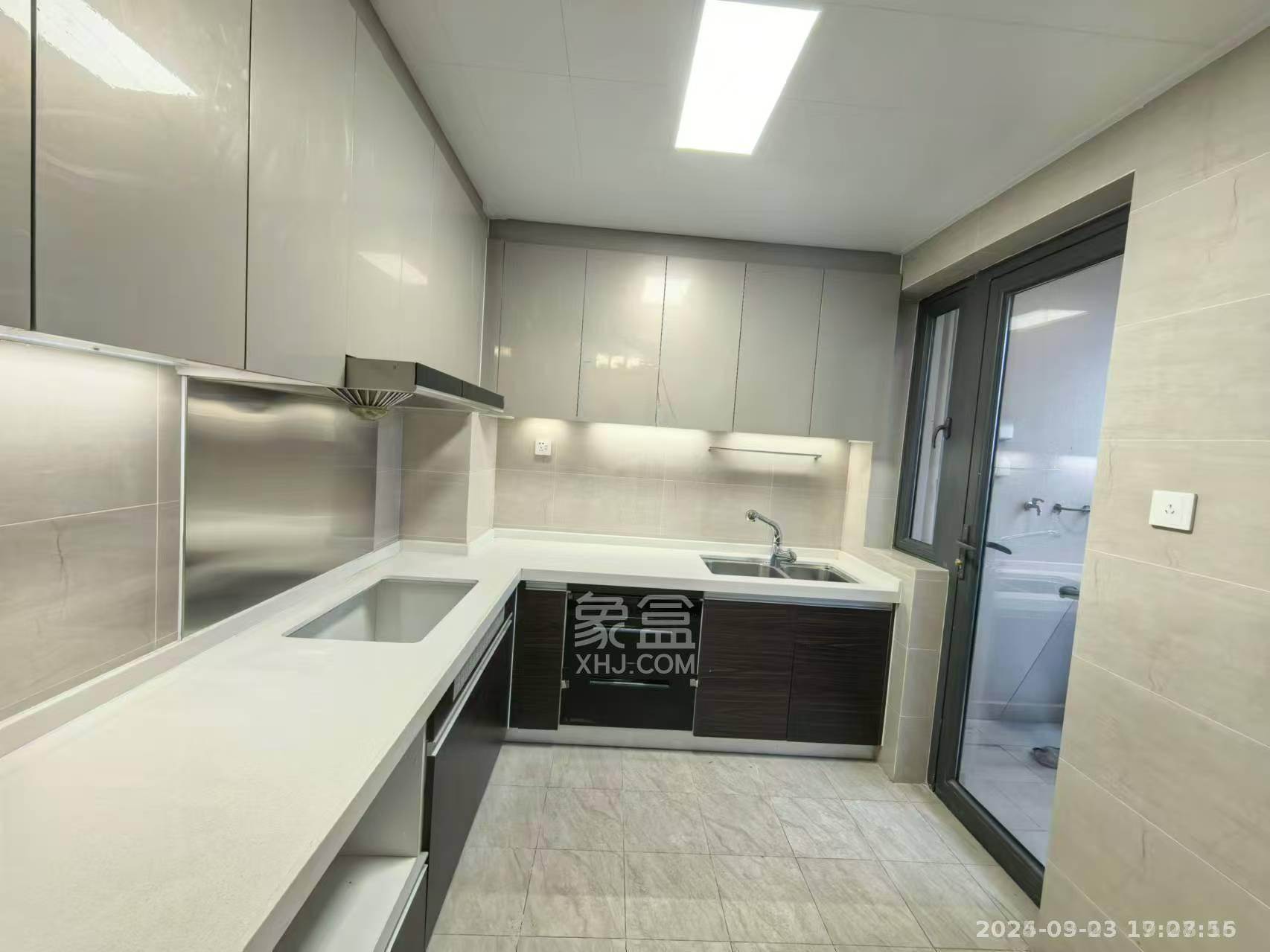 株洲恒大悦珑台 4室2厅2卫 1800.0元/月 株洲恒大悦珑台 4室2厅2卫 1800.0元/月室内图