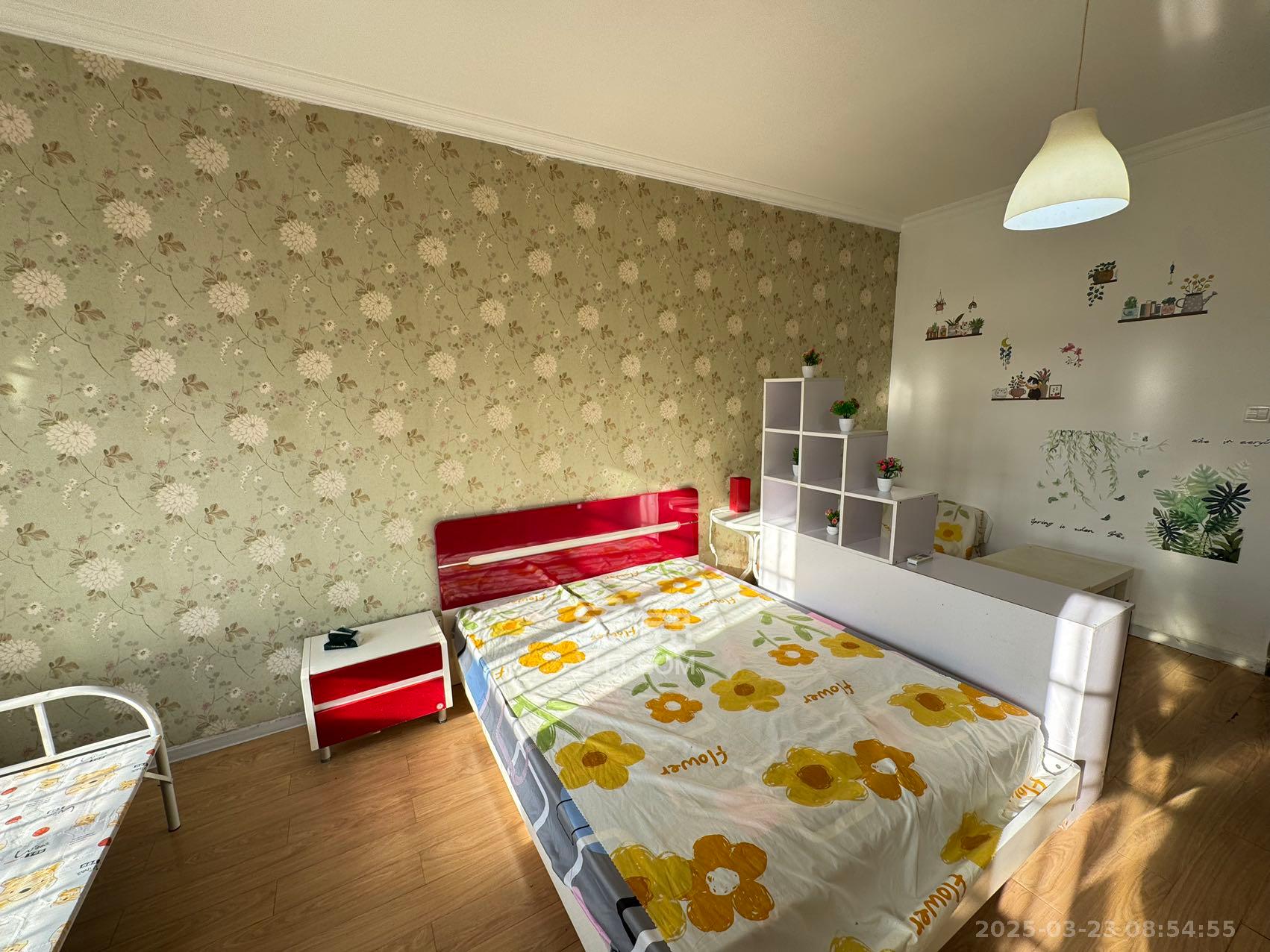 月亮湾草莓街区一、二期 1室1厅1卫 1200.0元/月 月亮湾草莓街区一、二期 1室1厅1卫 1200.0元/月室内图