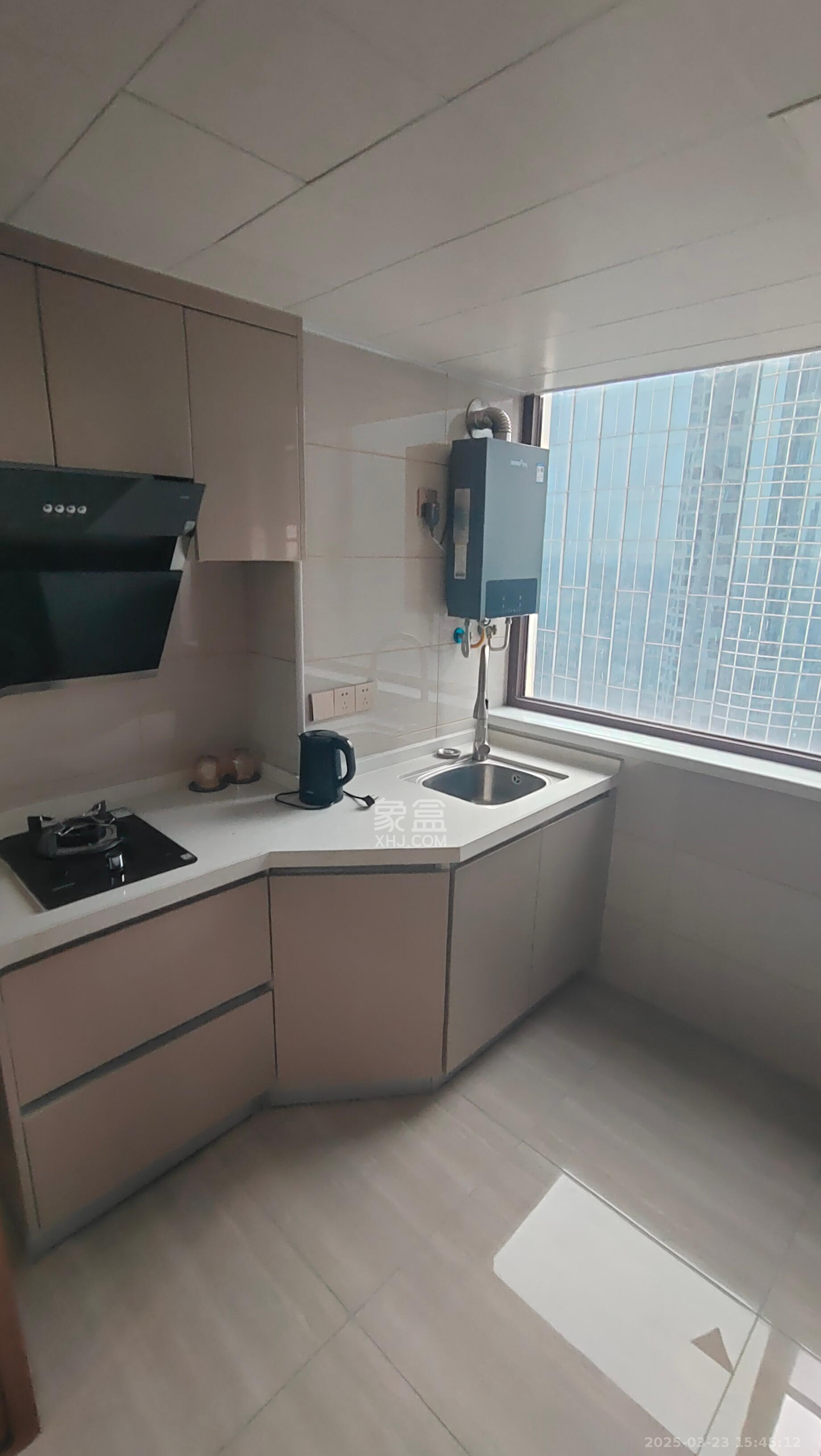 富兴时代御城 1室1厅1卫 3500.0元/月 富兴时代御城 1室1厅1卫 3500.0元/月室内图