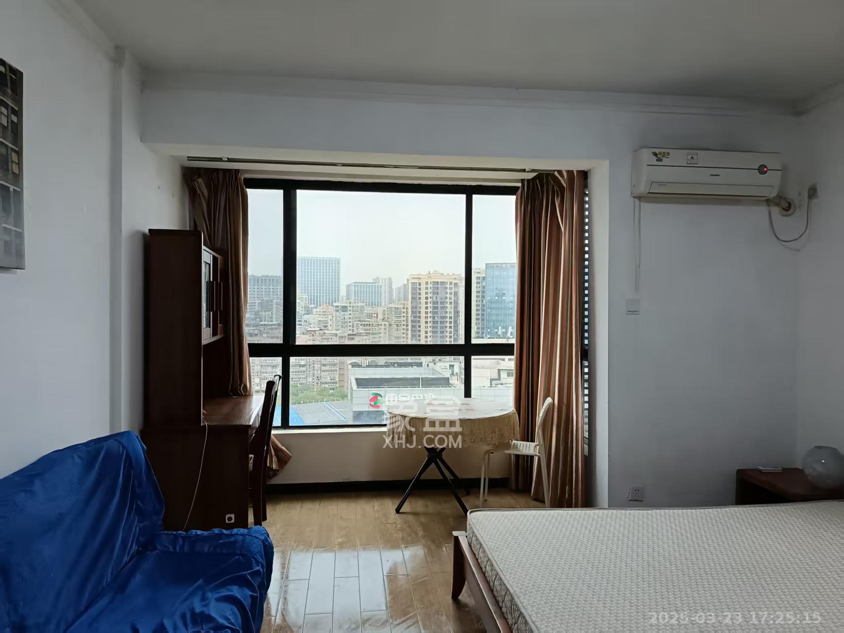 标志商务中心 1室1厅1卫 1200.0元/月 标志商务中心 1室1厅1卫 1200.0元/月室内图