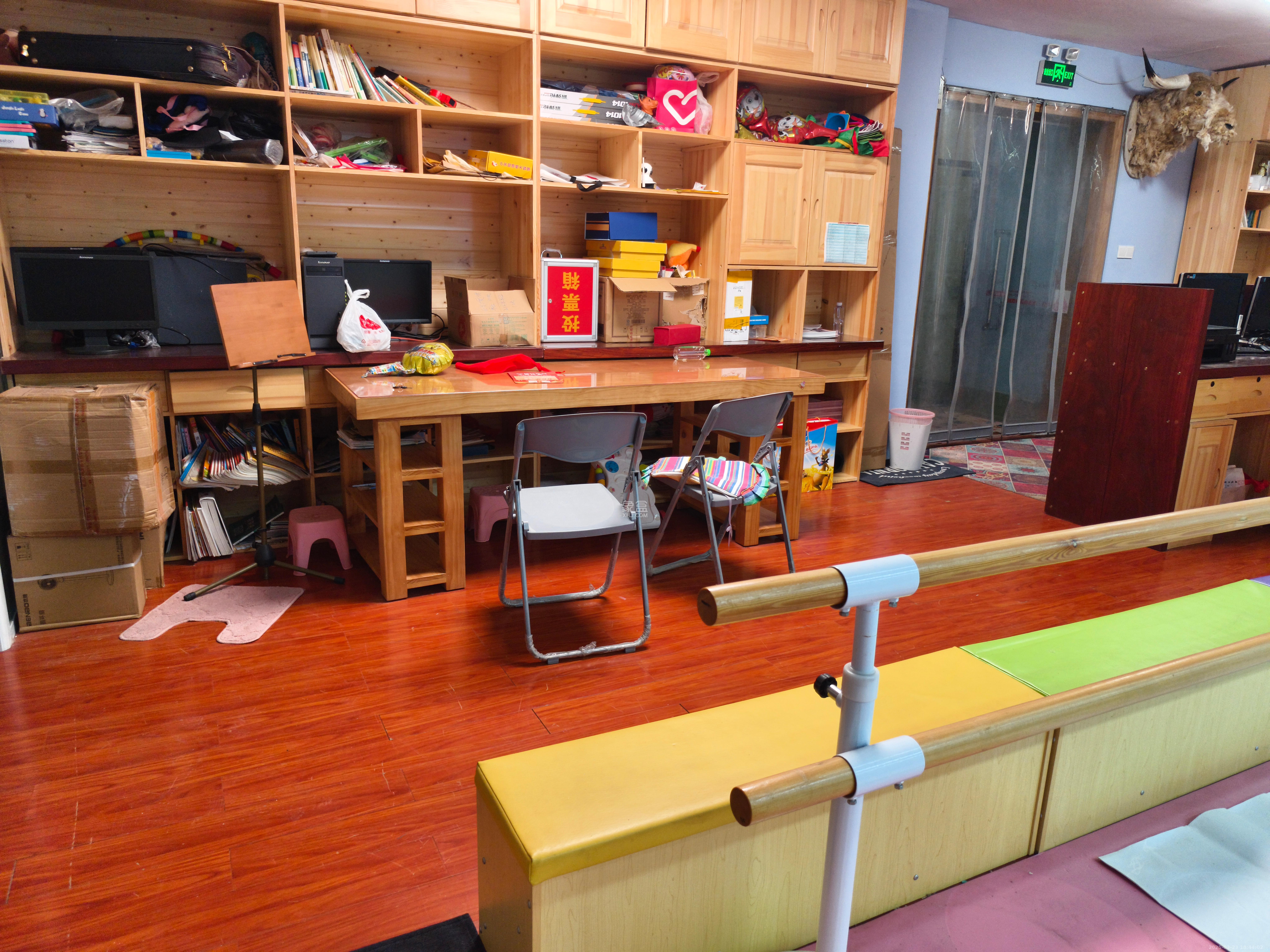 鸿园小区  2室2厅1卫   5500.00元/月室内图
