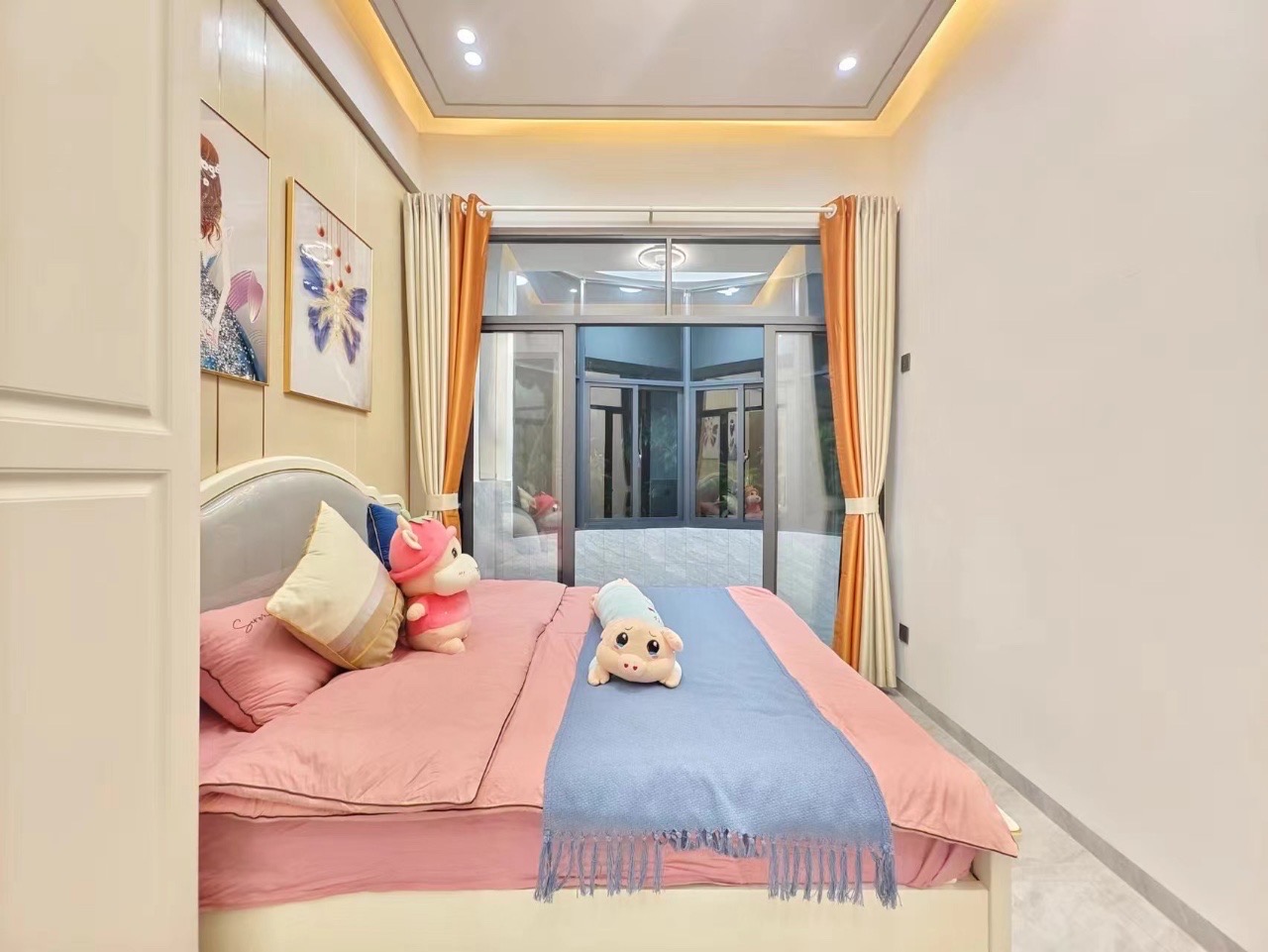 鸿昌盛大厦 3室2厅1卫 95.8万 鸿昌盛大厦 3室2厅1卫 95.8万客厅