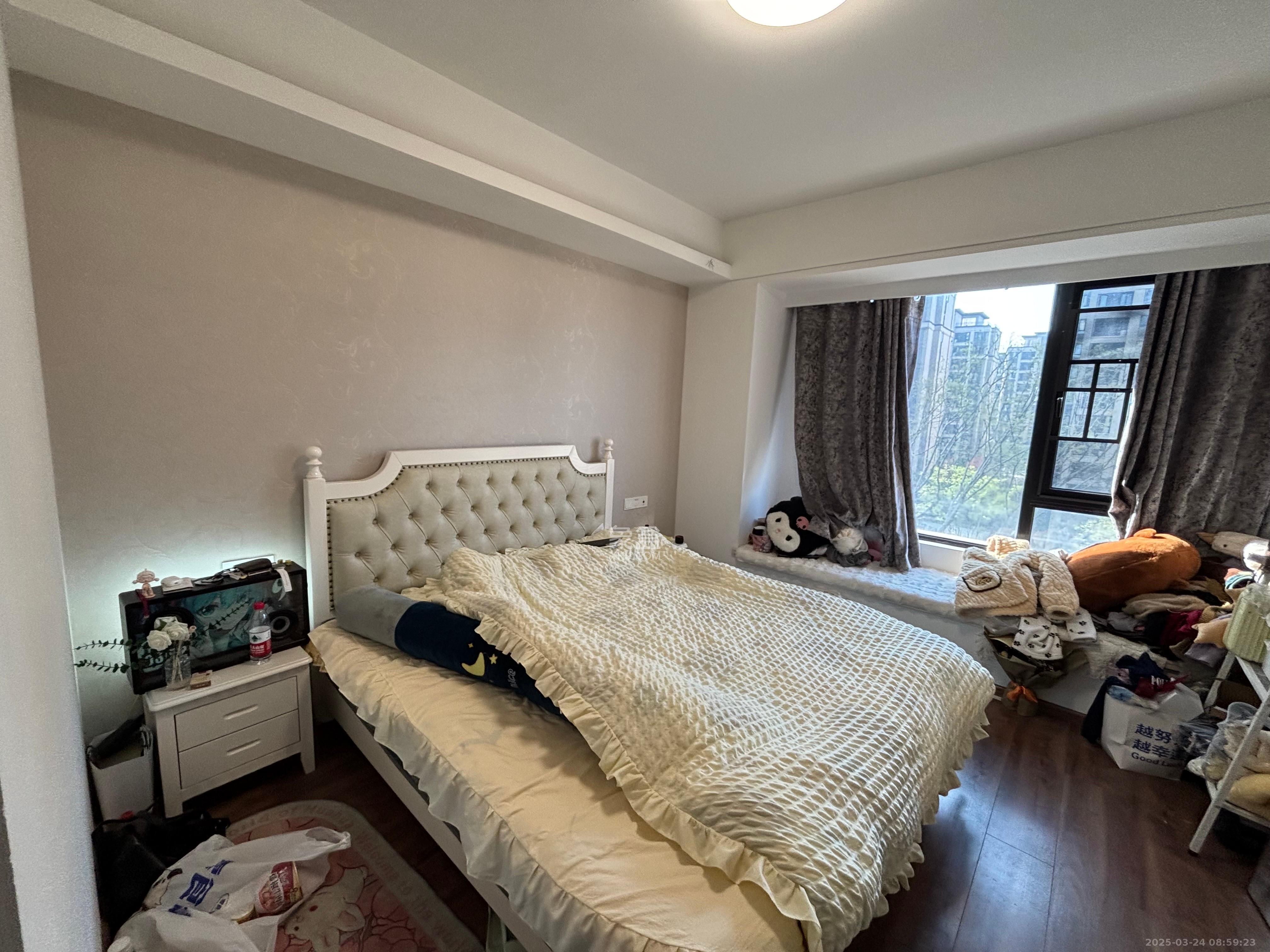 金茂建发观悦  4室1厅2卫   4200.00元/月室内图