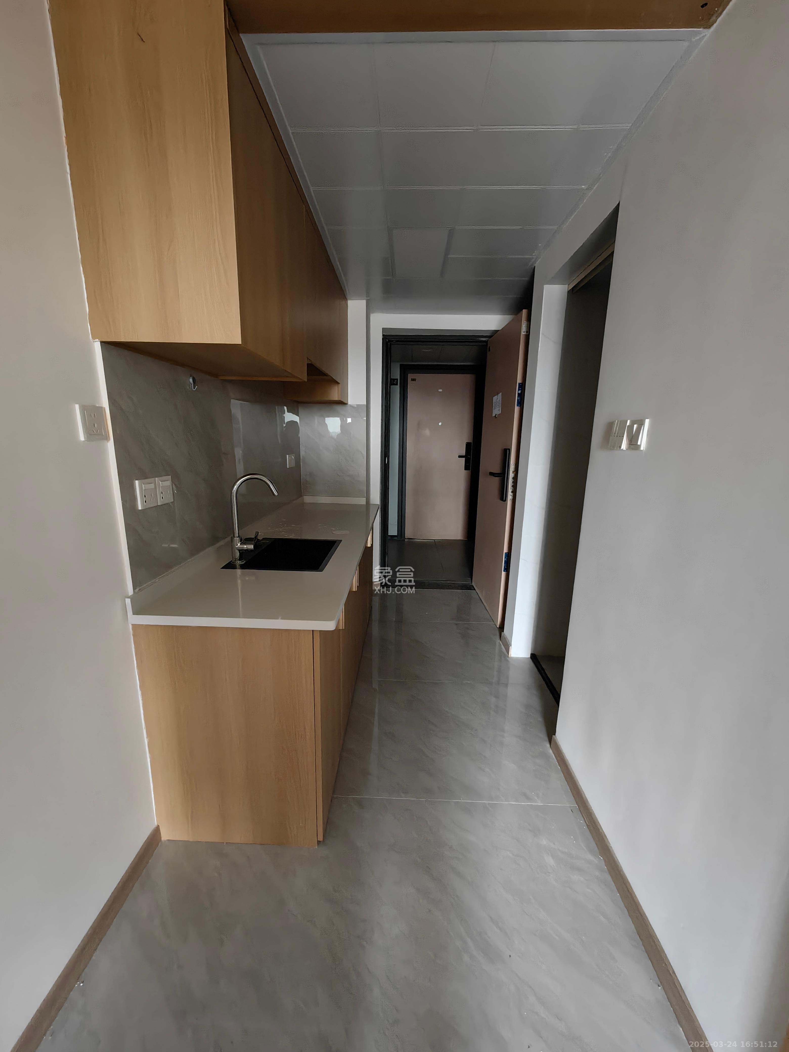 百联购物公园(空港8号)  1室0厅0卫    1200.0元/月 百联购物公园(空港8号)  1室0厅0卫    1200.0元/月室内图