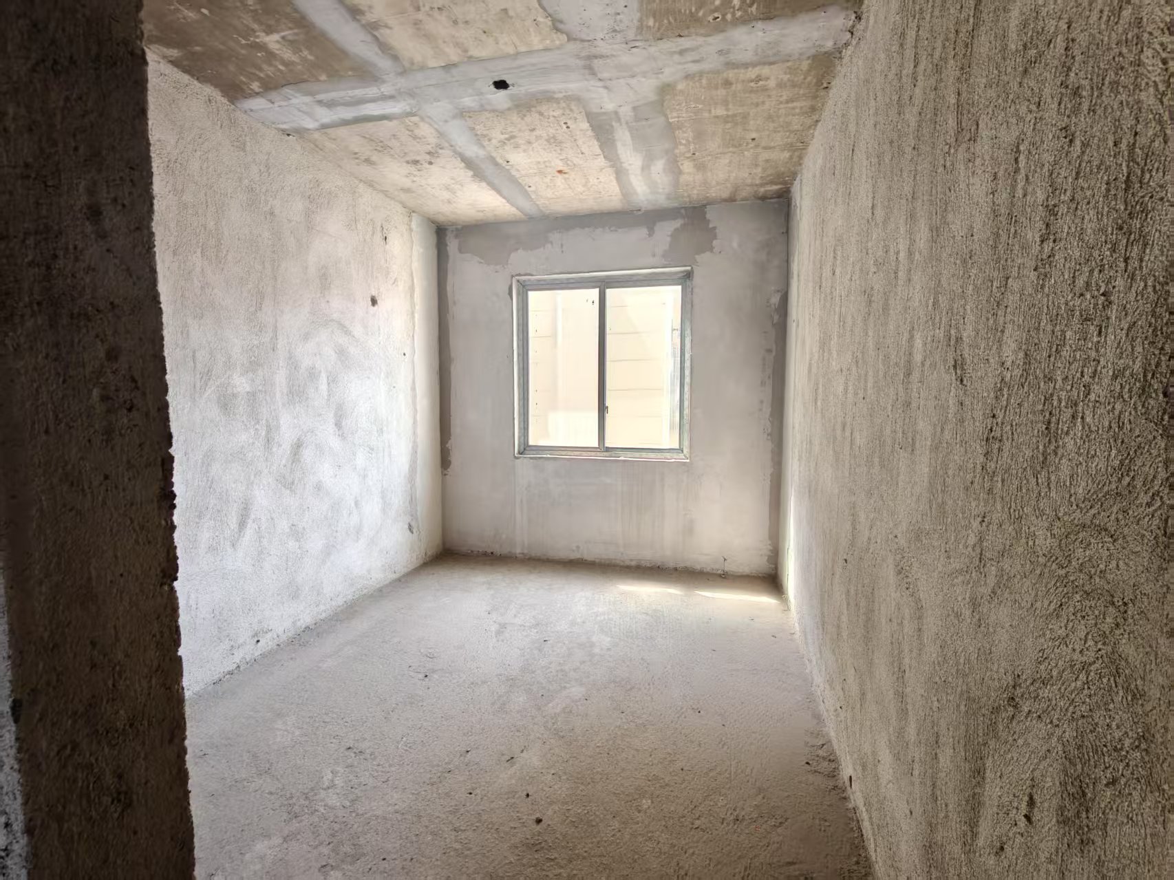 吉泰丽园 4室2厅2卫 85.0万 吉泰丽园 4室2厅2卫 85.0万客厅