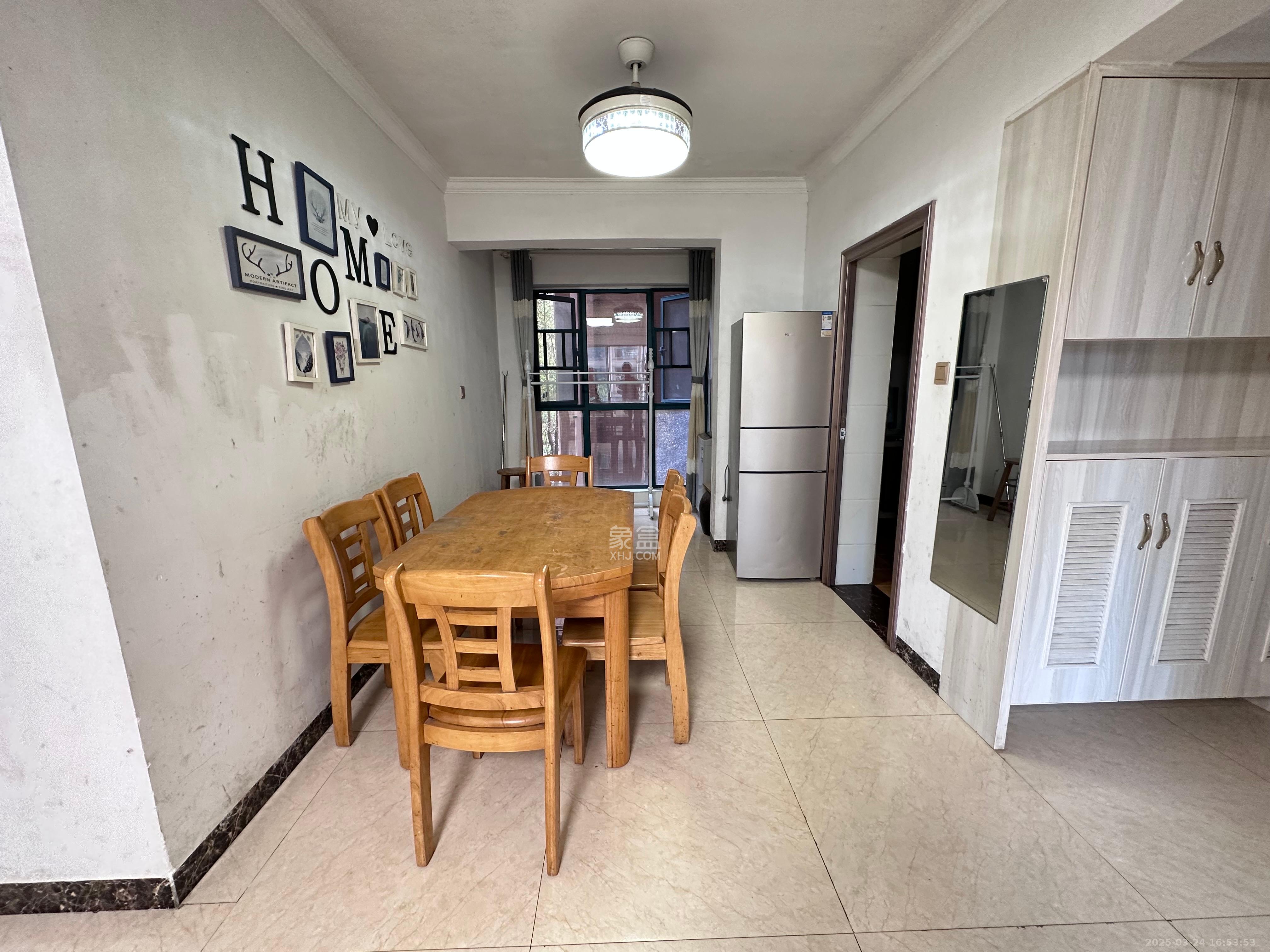 博长山水香颐  4室2厅2卫    2300.0元/月 博长山水香颐  4室2厅2卫    2300.0元/月室内图