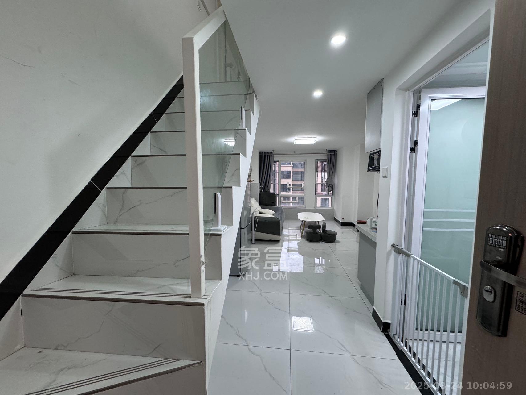 金地铂悦 1室0厅0卫 1800.0元/月 金地铂悦 1室0厅0卫 1800.0元/月室内图