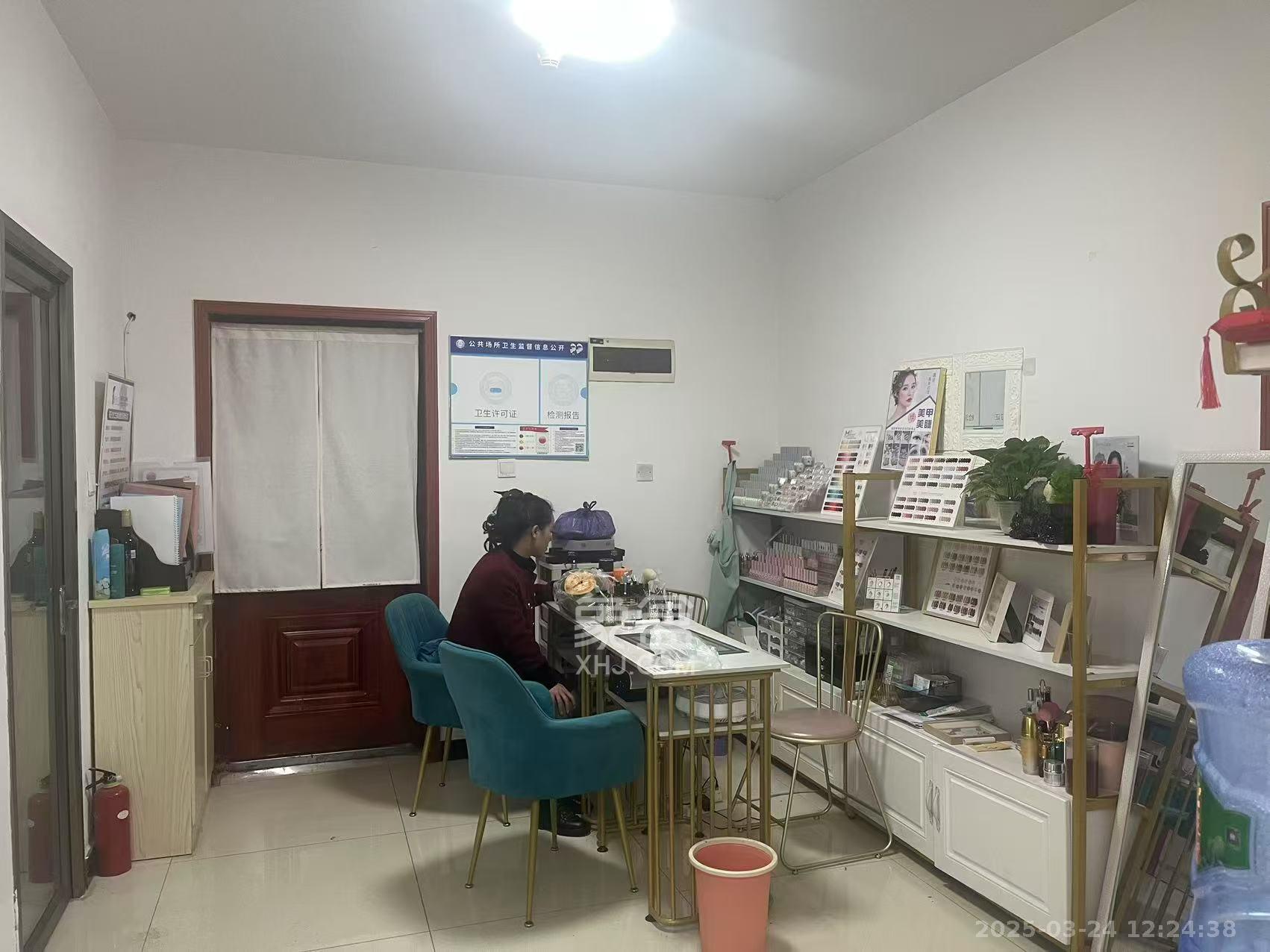 圭塘三小区  2室1厅1卫    2400.0元/月室内图