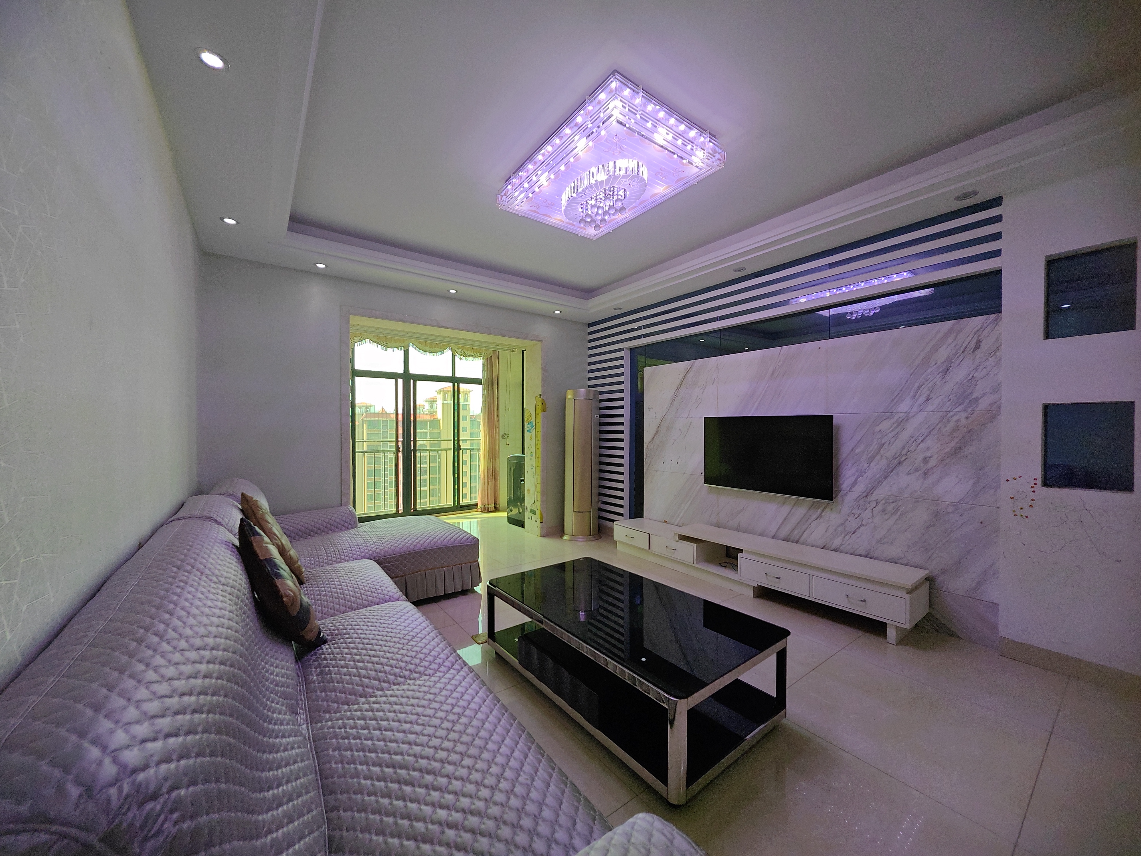 水映豪廷(一,二,三期) 3室2厅2卫 2300.0元/月 水映豪廷(一,二,三期) 3室2厅2卫 2300.0元/月室内图