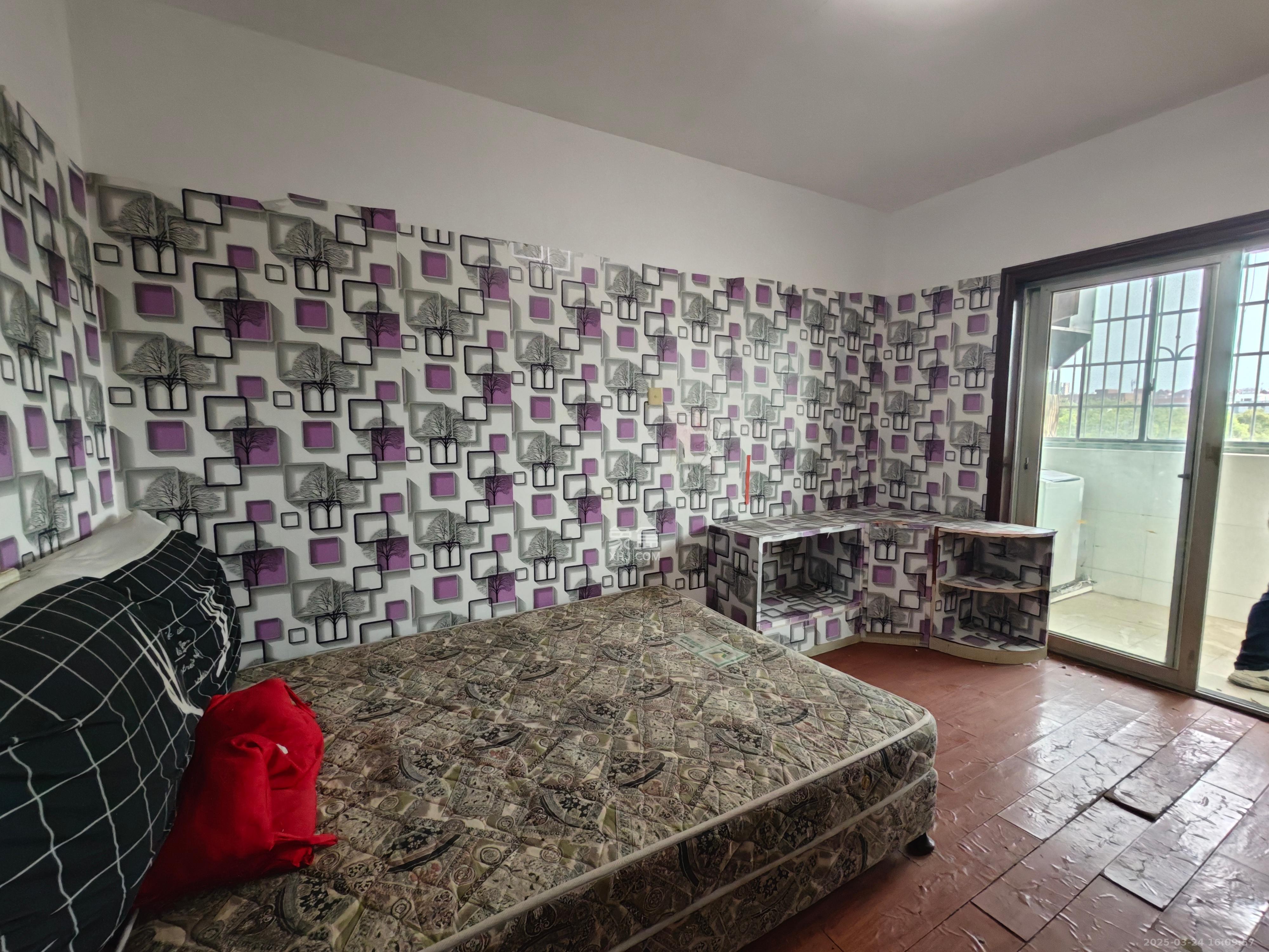 机械化宿舍 2室1厅0卫 1400.0元/月 机械化宿舍 2室1厅0卫 1400.0元/月室内图