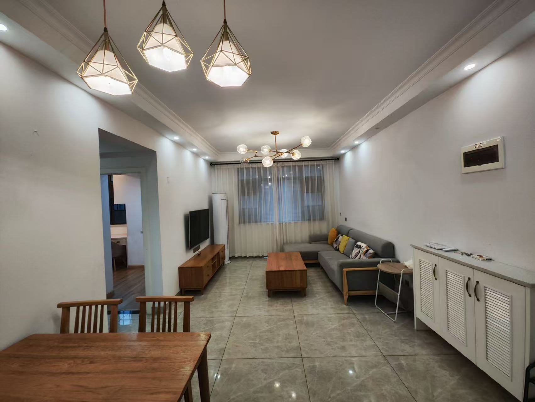 流金岁月-华晨国际  3室2厅1卫    74.0万 流金岁月-华晨国际  3室2厅1卫    74.0万室内图