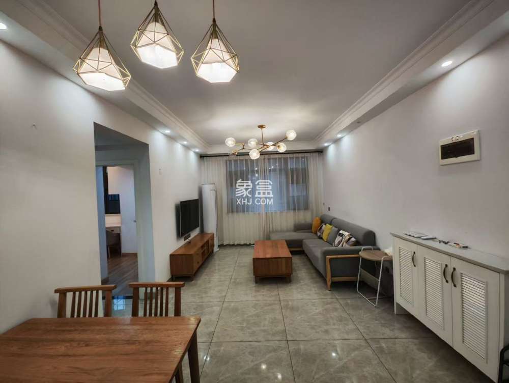 流金岁月-华晨国际  3室2厅1卫    74.0万