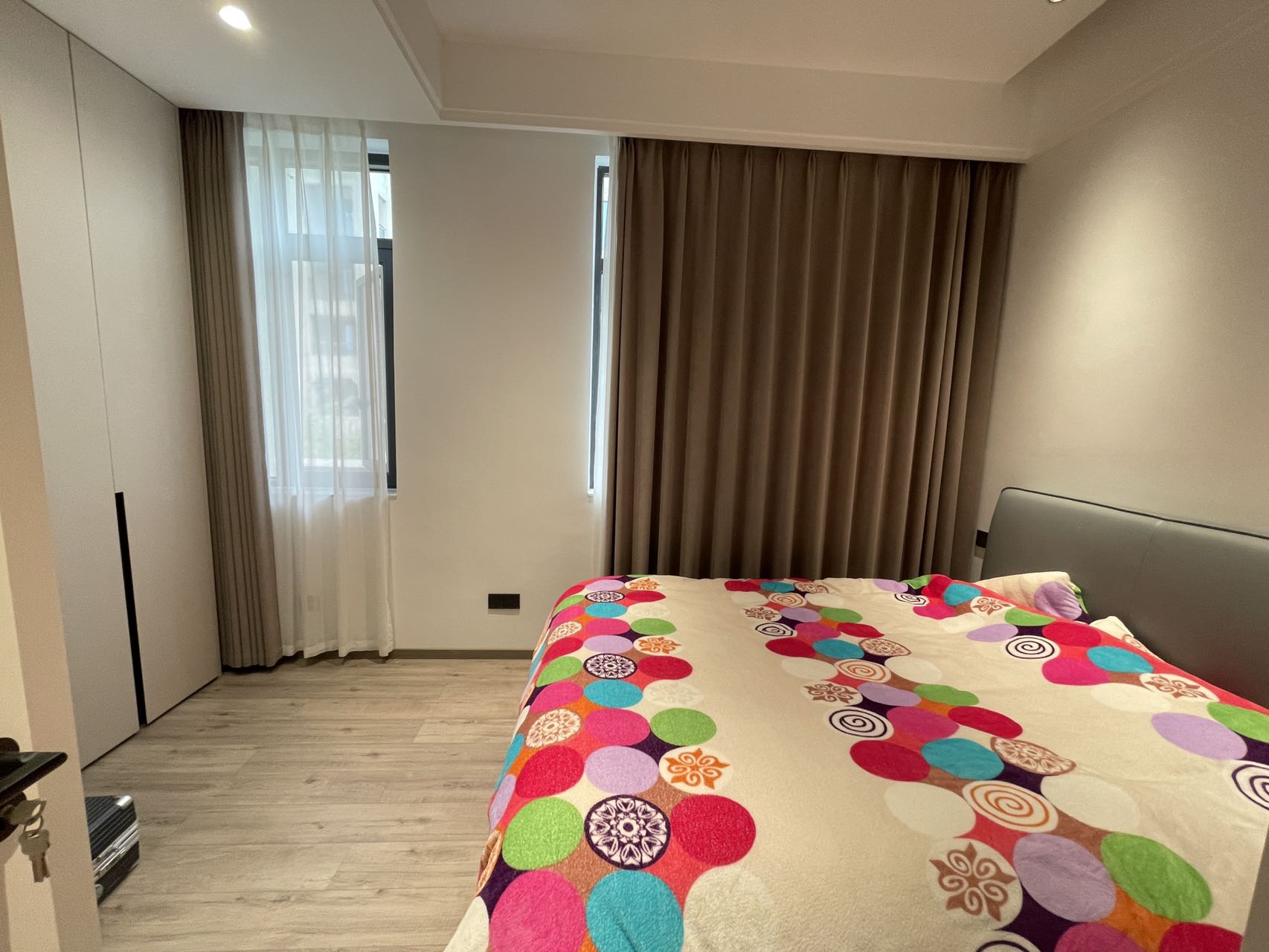 美的湾  4室2厅3卫    155.0万 美的湾  4室2厅3卫    155.0万室内图