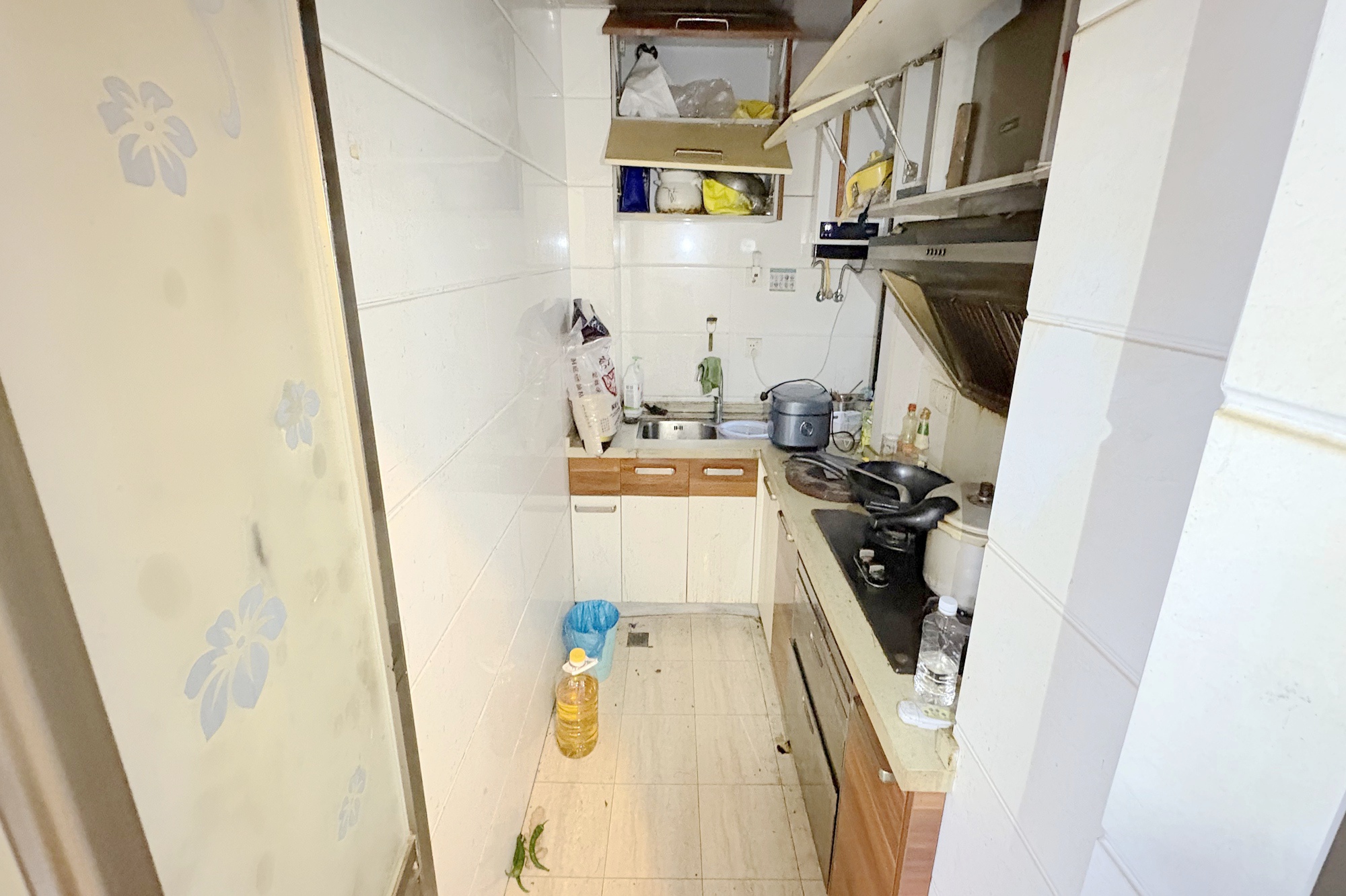 五一大道202（中环壹世界）  2室2厅1卫    98.0万厨房