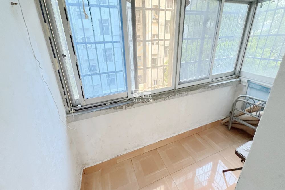 文藝新村  2室1廳1衛(wèi)    42.0萬(wàn)