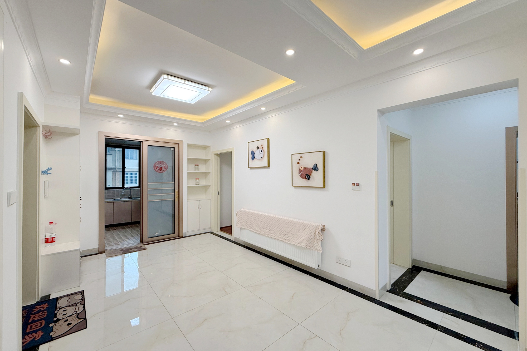 澳海月亮湾 3室2厅1卫 70.0万 澳海月亮湾 3室2厅1卫 70.0万客厅