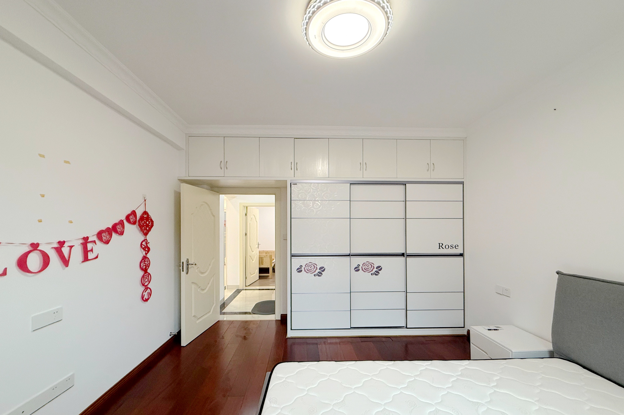 澳海月亮湾 3室2厅1卫 70.0万 澳海月亮湾 3室2厅1卫 70.0万卧室