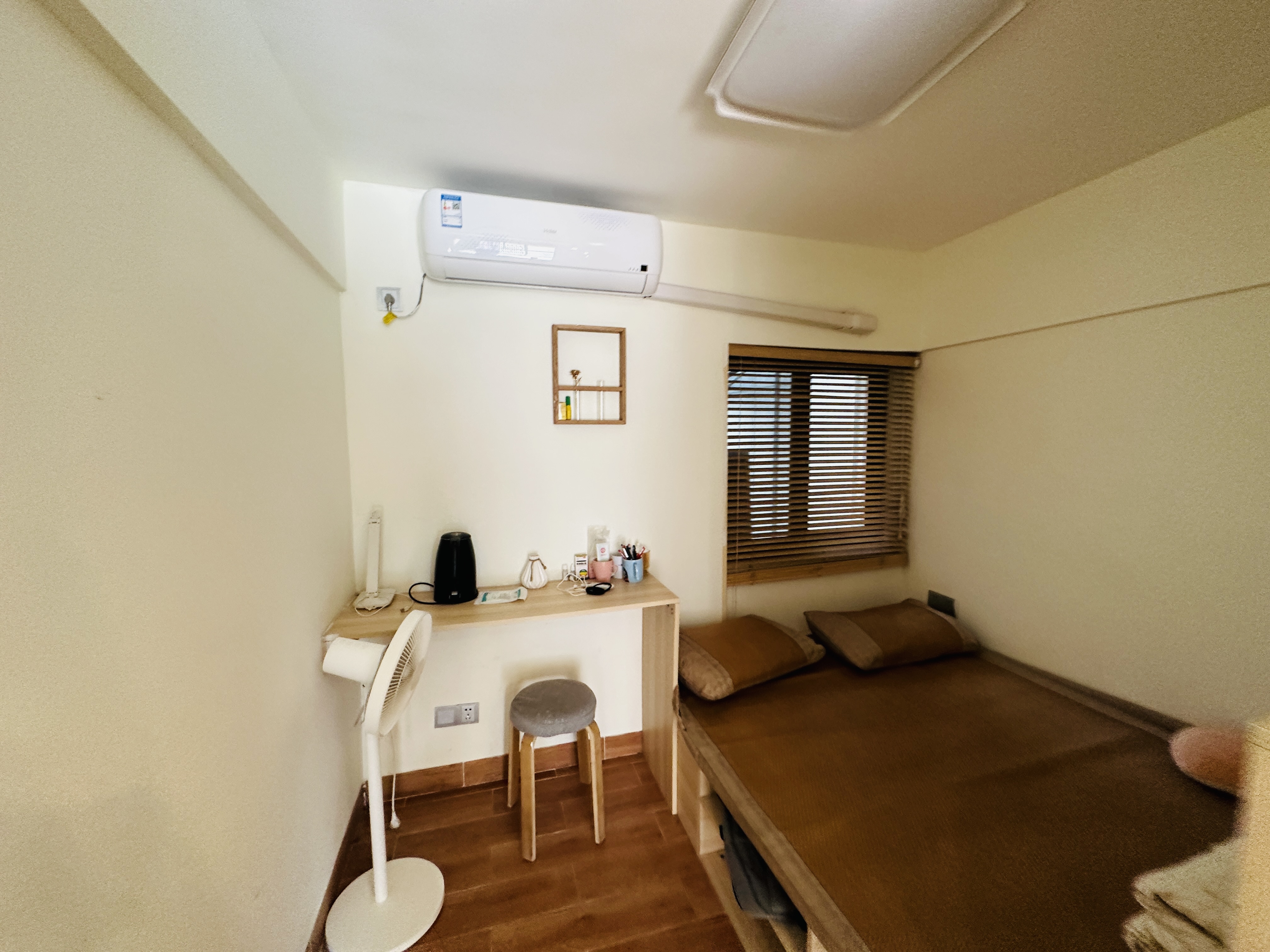 海上都 2室1厅1卫 115.0万 海上都 2室1厅1卫 115.0万卧室