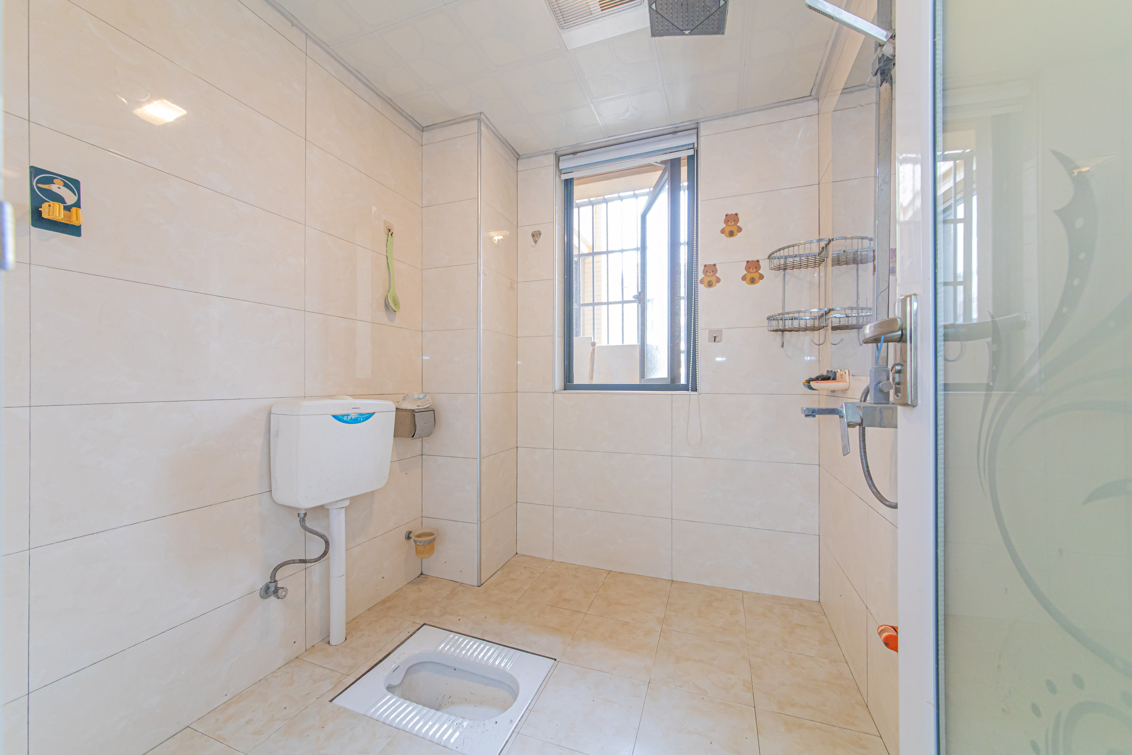 中建芙蓉嘉苑 3室2厅1卫 105.0万 中建芙蓉嘉苑 3室2厅1卫 105.0万卫生间